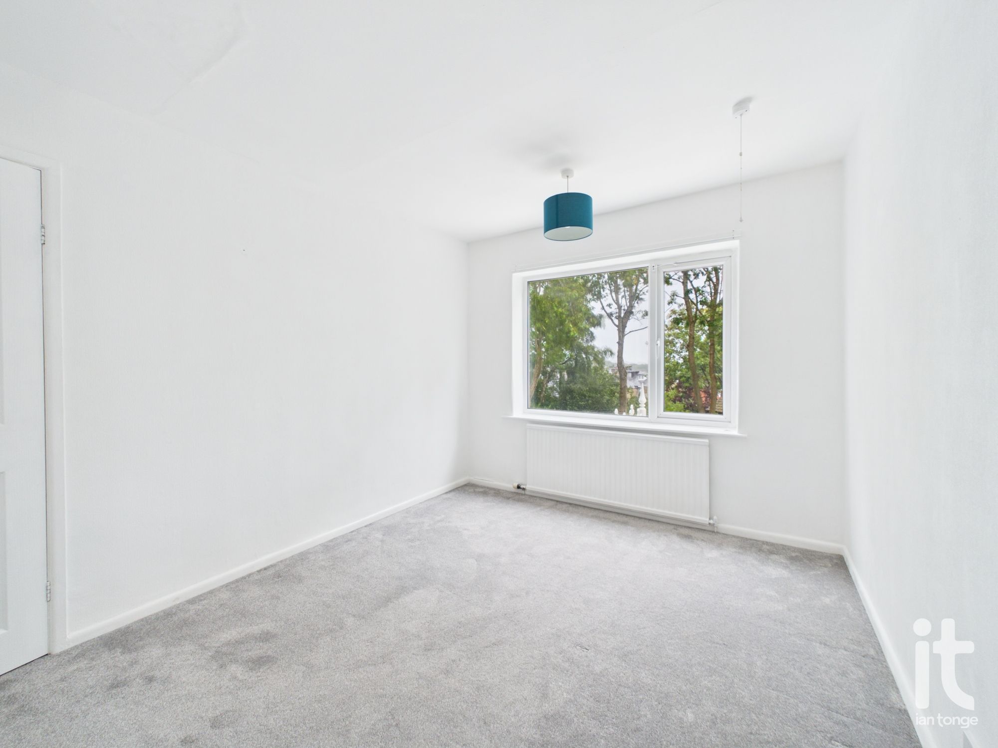 4 bedroom detached house For Sale in Stockport - Photograph 14.