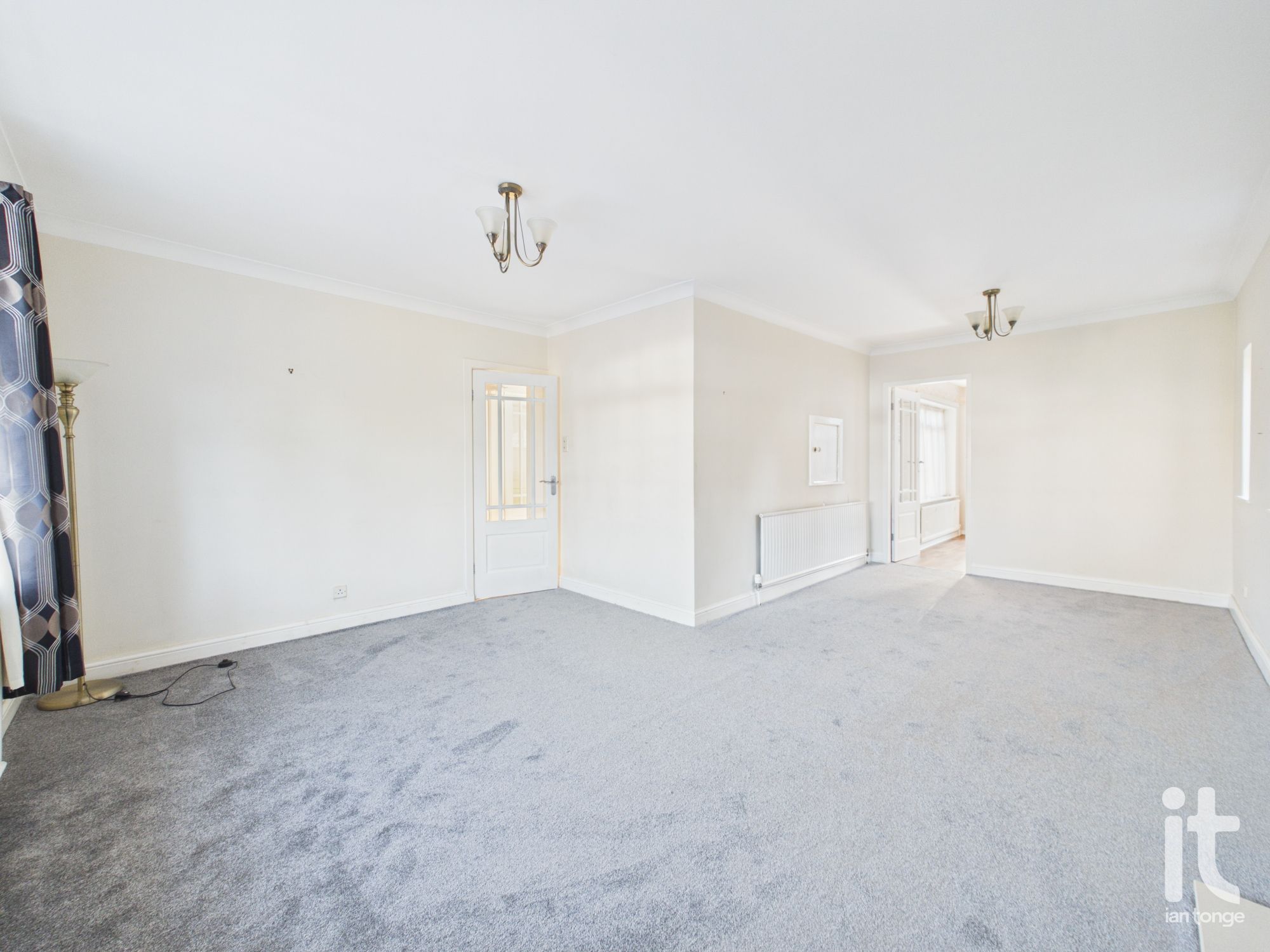3 bedroom detached bungalow For Sale in Stockport - Photograph 12.