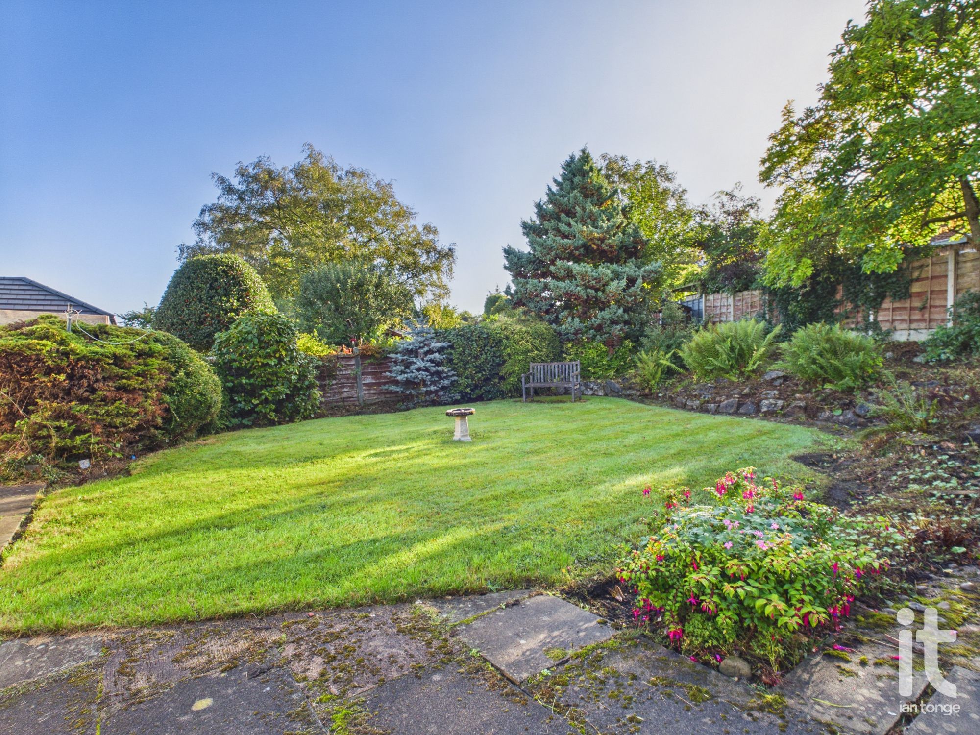 3 bedroom detached bungalow For Sale in Stockport - Photograph 20.