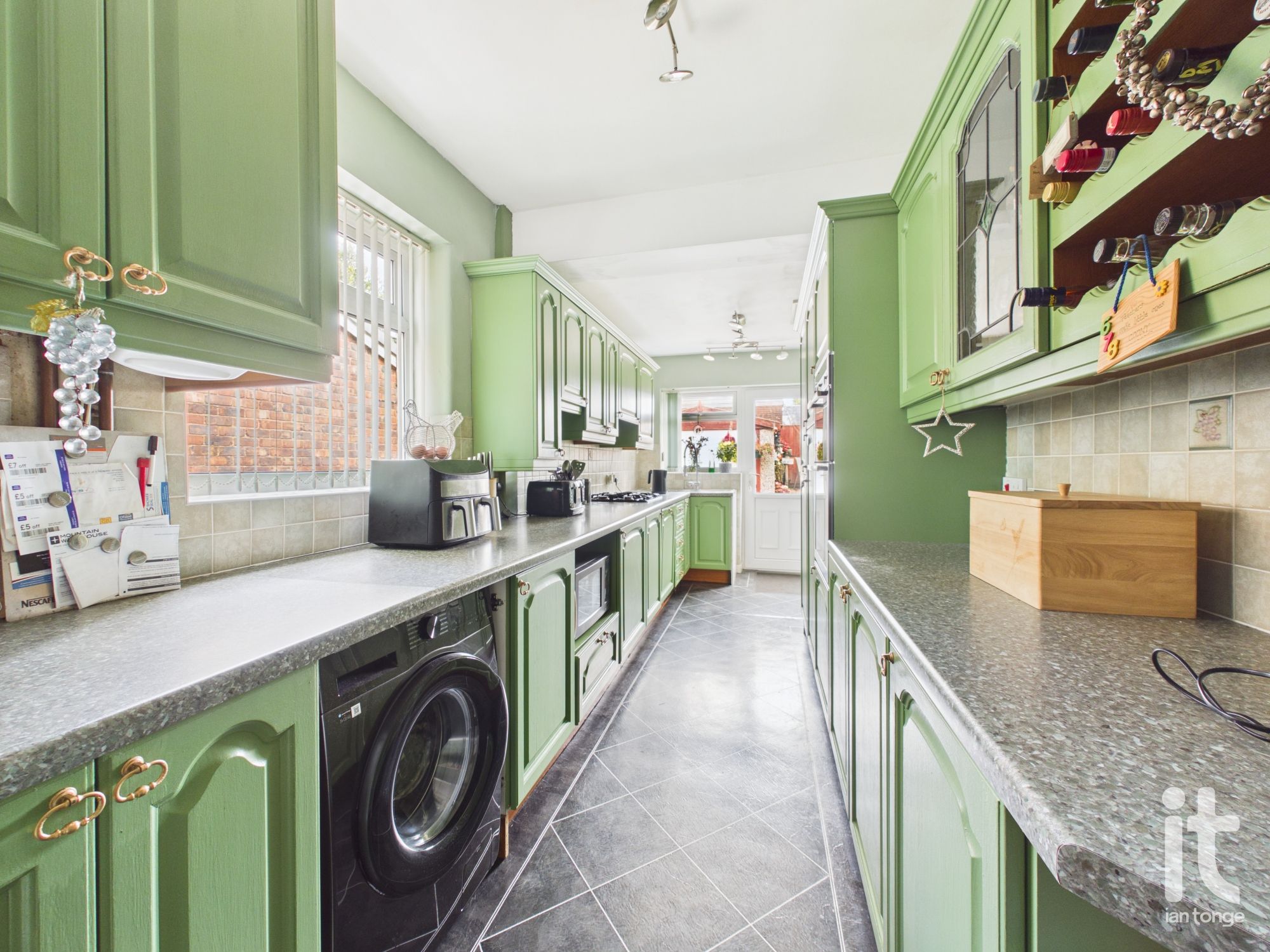 3 bedroom semi-detached house For Sale in Stockport - Photograph 20.