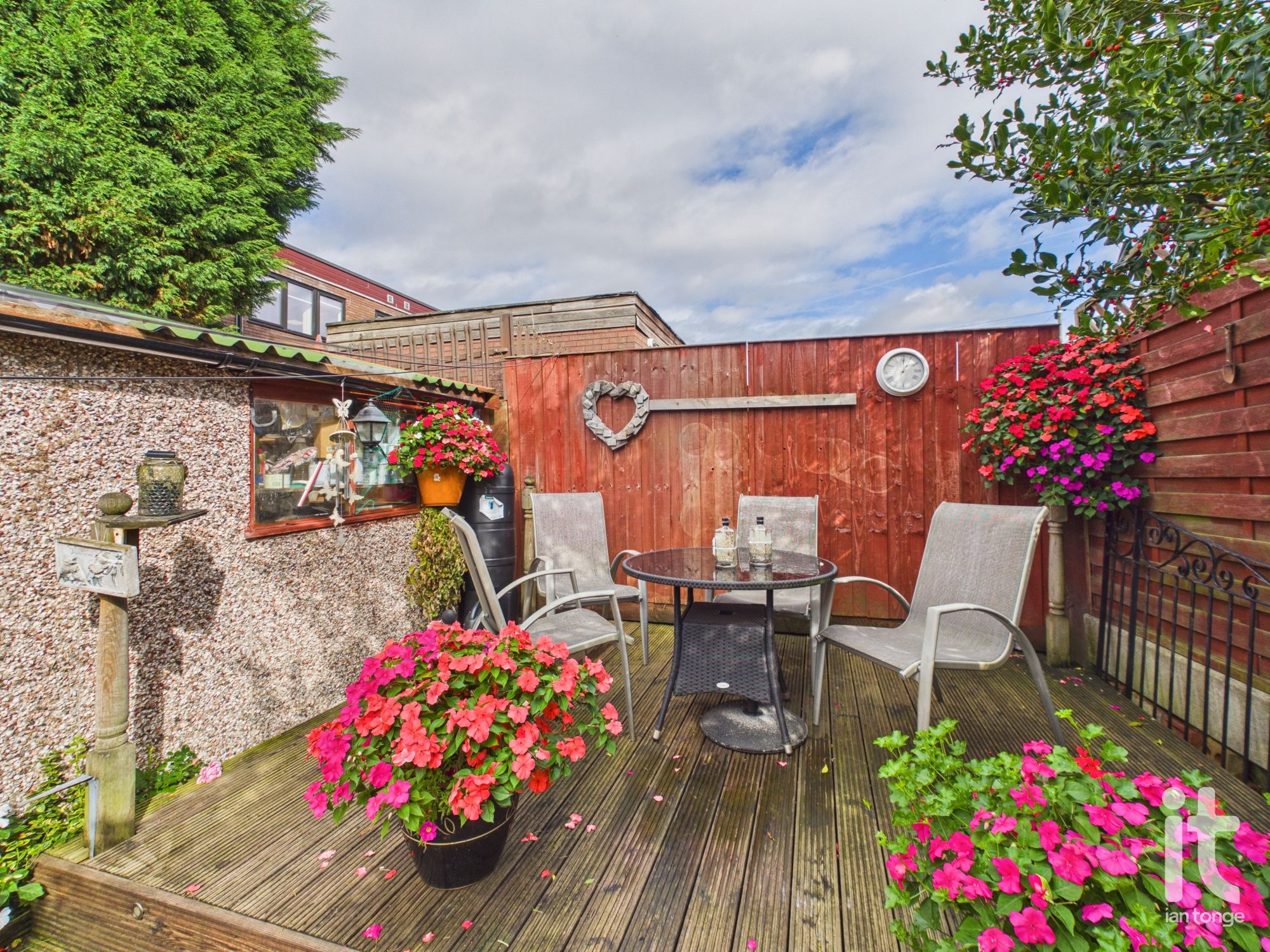 3 bedroom semi-detached house For Sale in Stockport - Photograph 10.