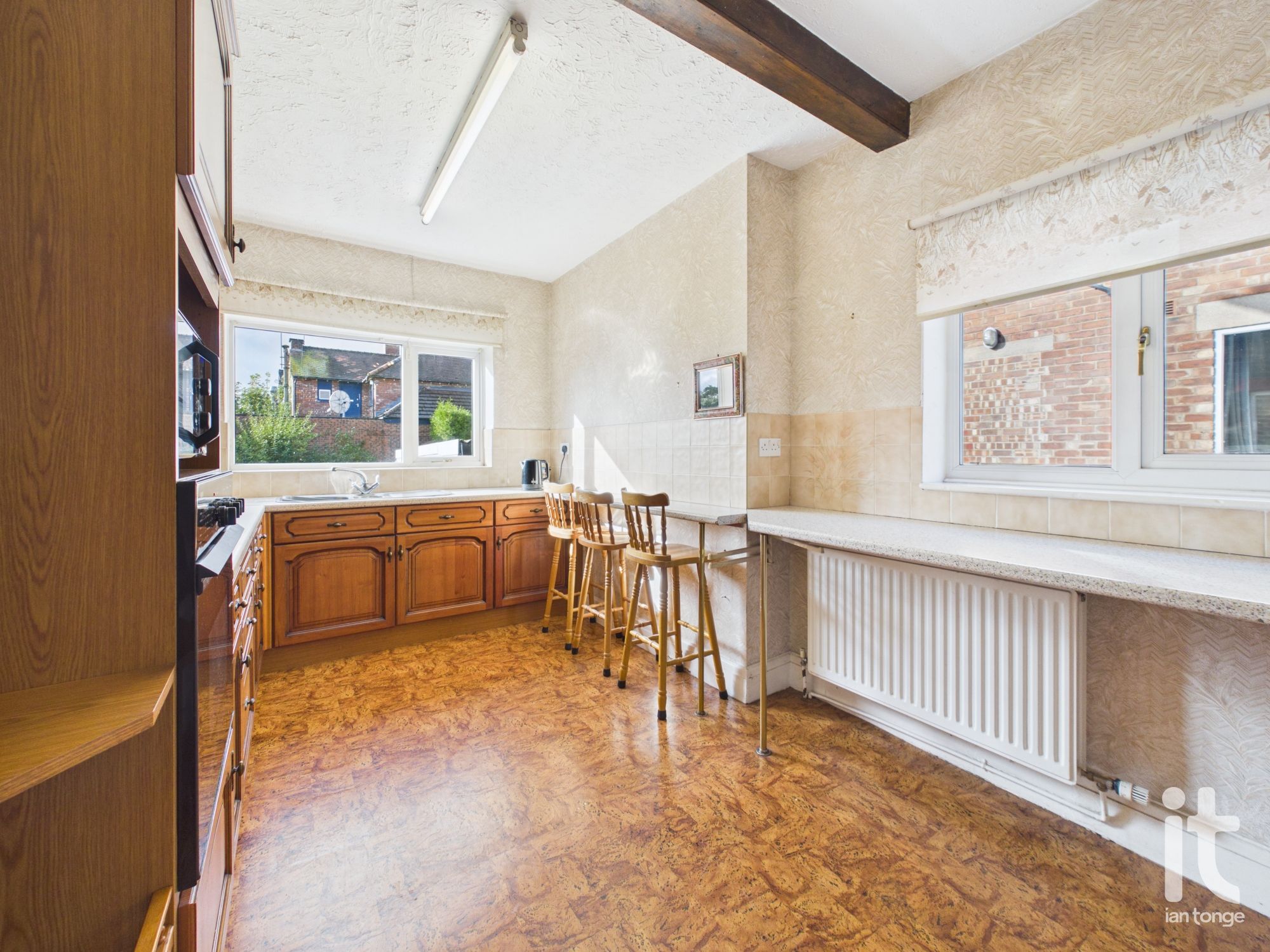 3 bedroom semi-detached house For Sale in Stockport - Photograph 11.