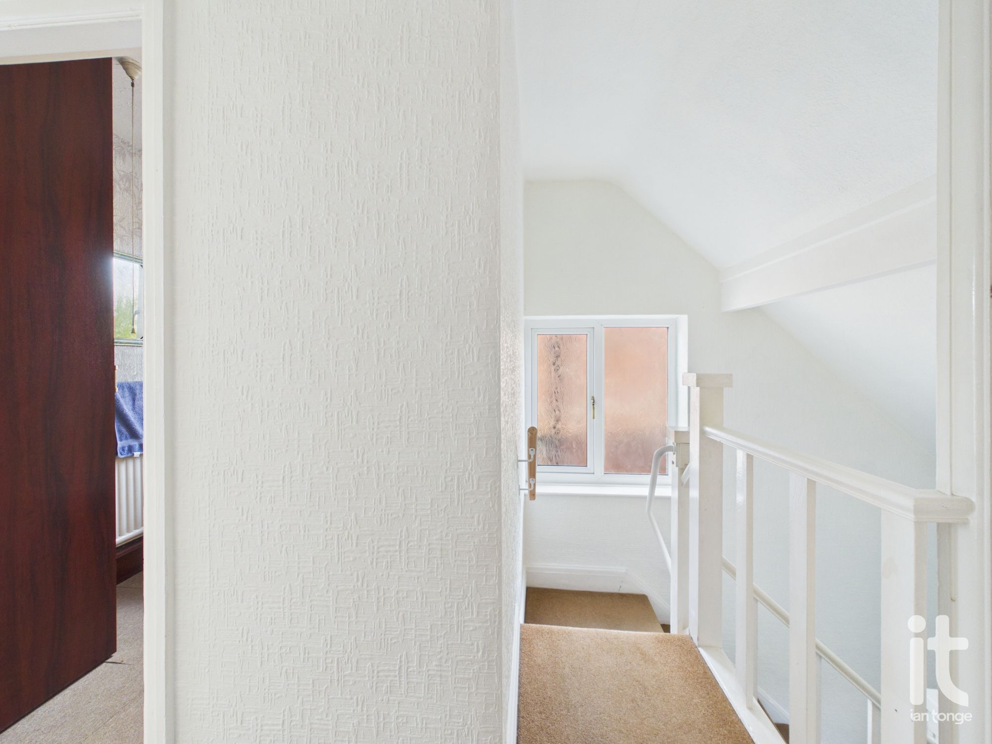 3 bedroom semi-detached house For Sale in Stockport - Photograph 7.