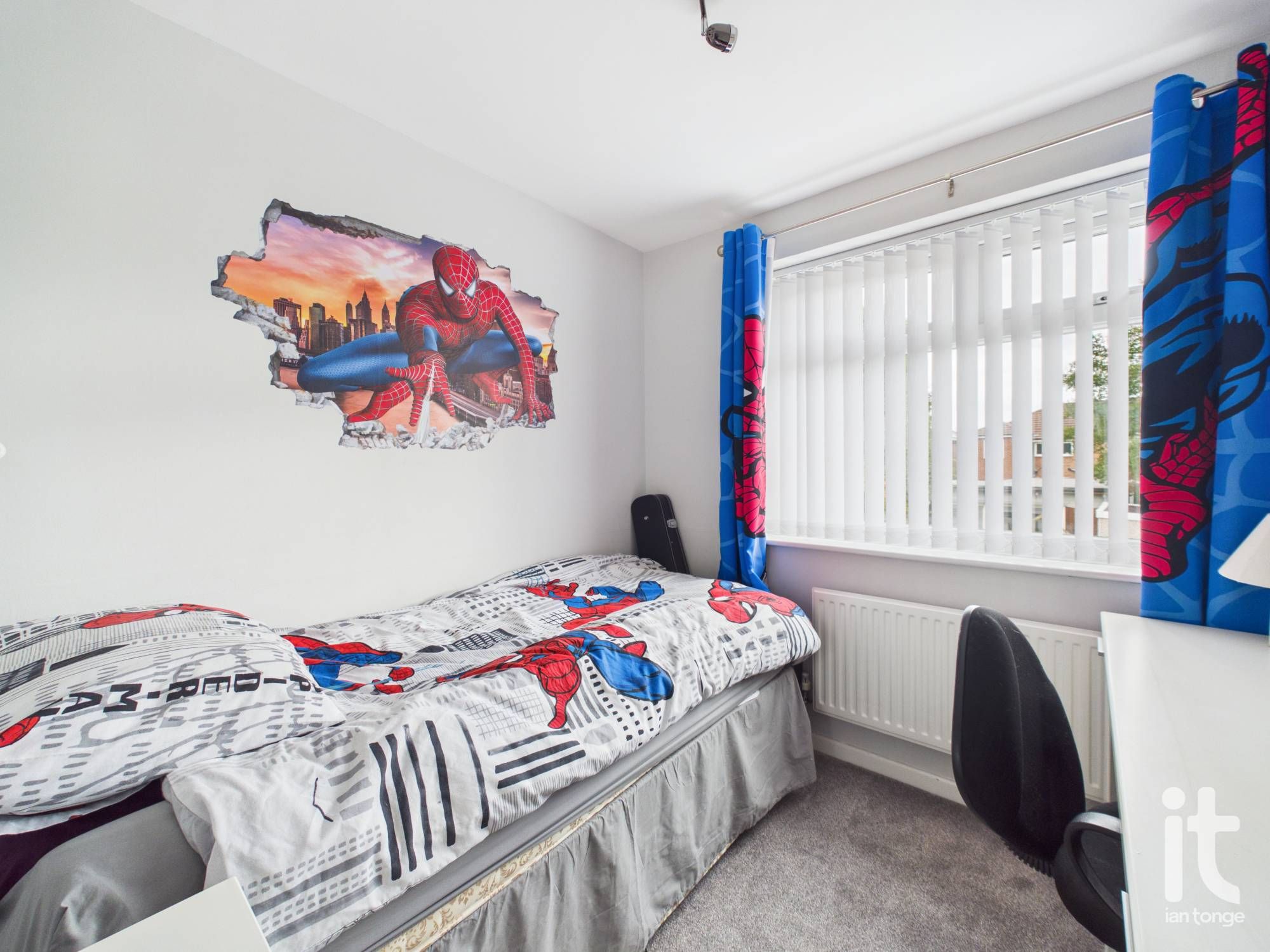 3 bedroom semi-detached house For Sale in Stockport - Photograph 15.