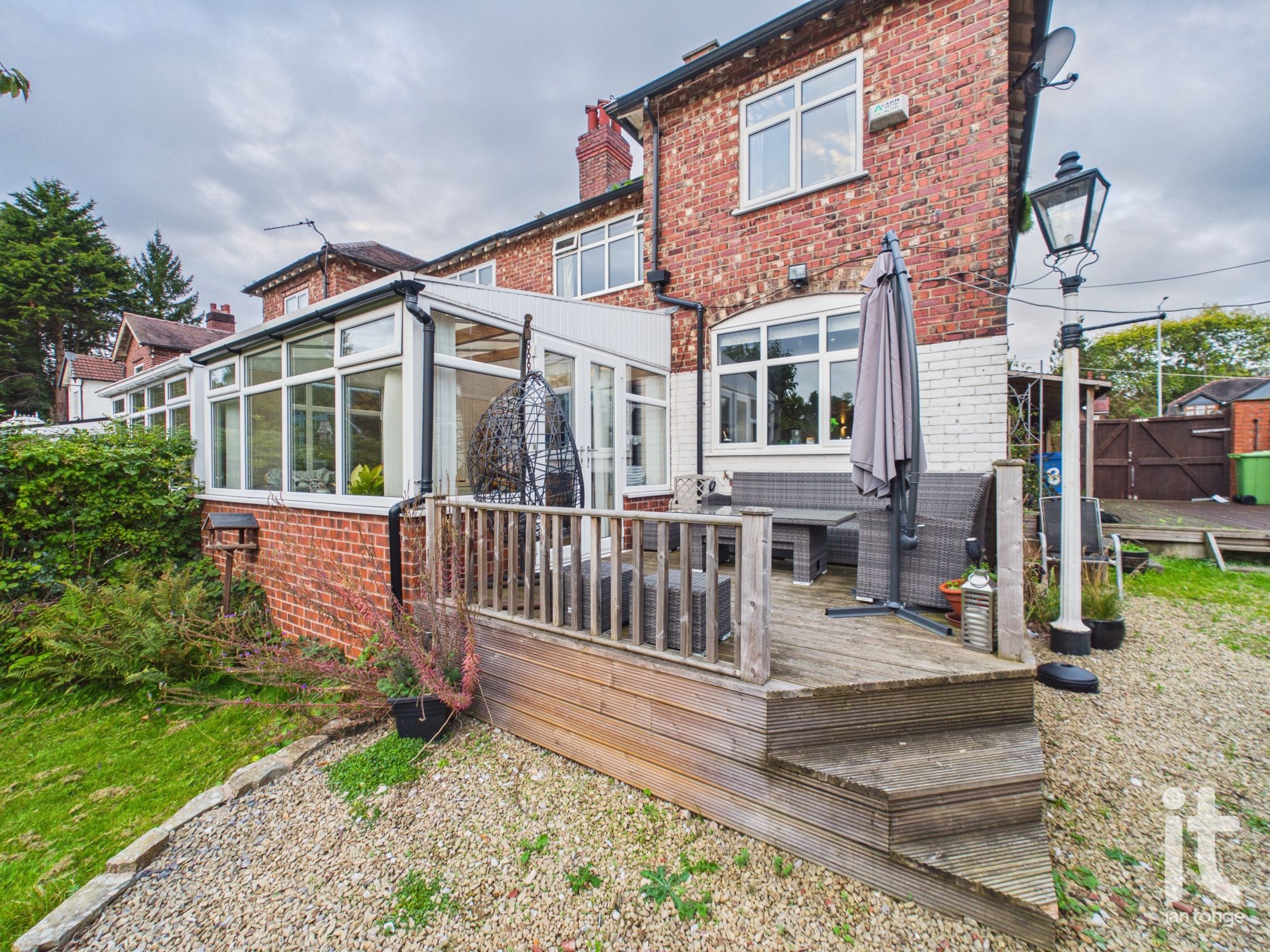 4 bedroom semi-detached house For Sale in Stockport - Photograph 21.