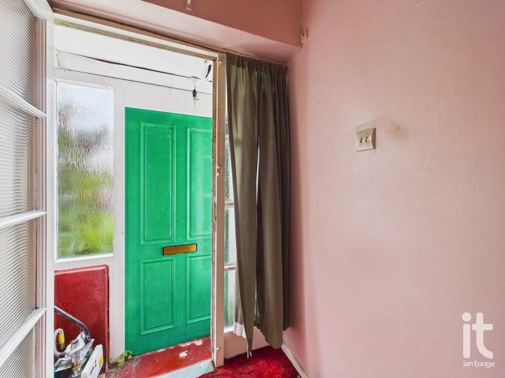 2 bedroom detached bungalow For Sale in Stockport - Photograph 2.
