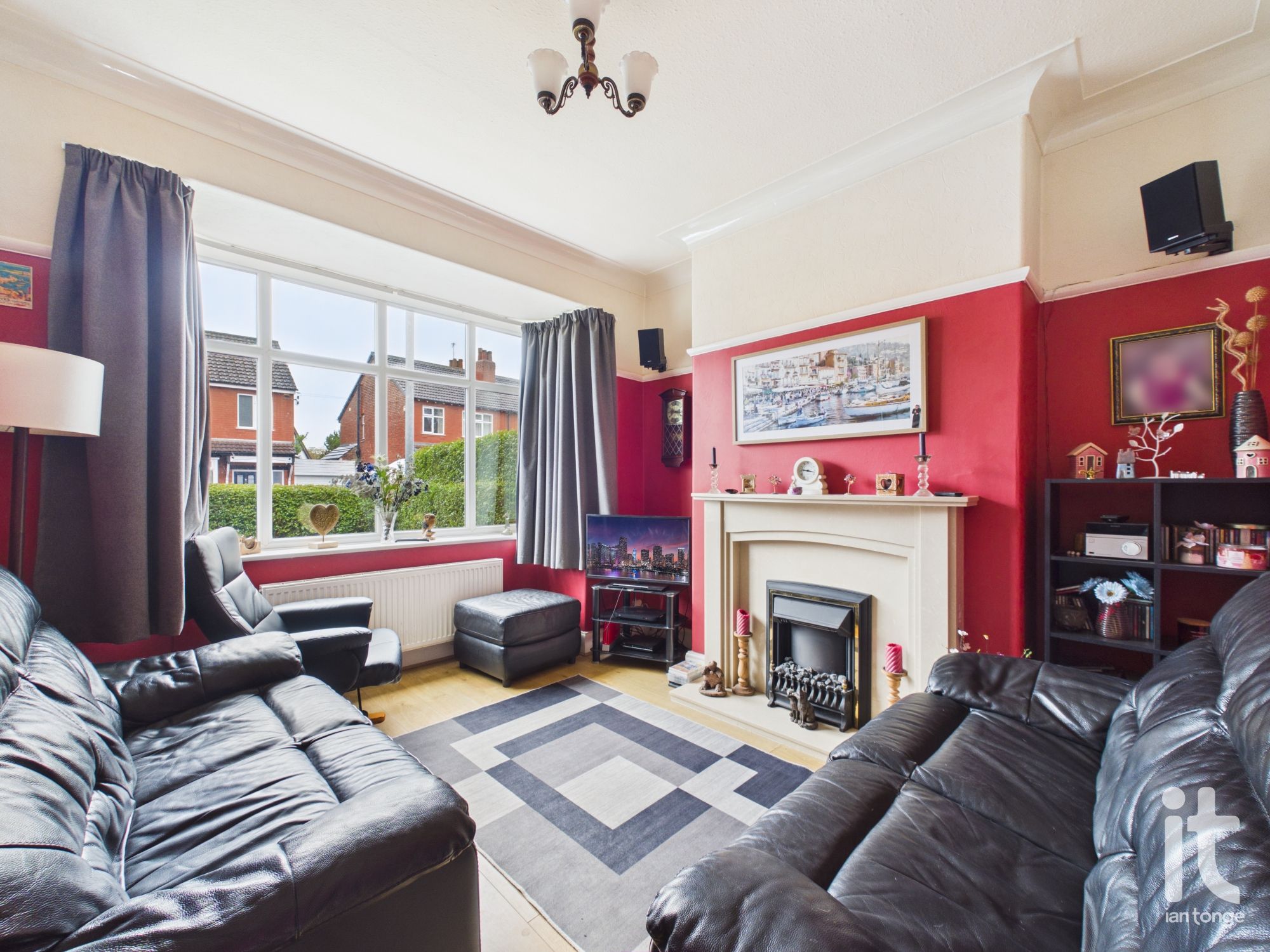 3 bedroom semi-detached house For Sale in Stockport - Photograph 4.