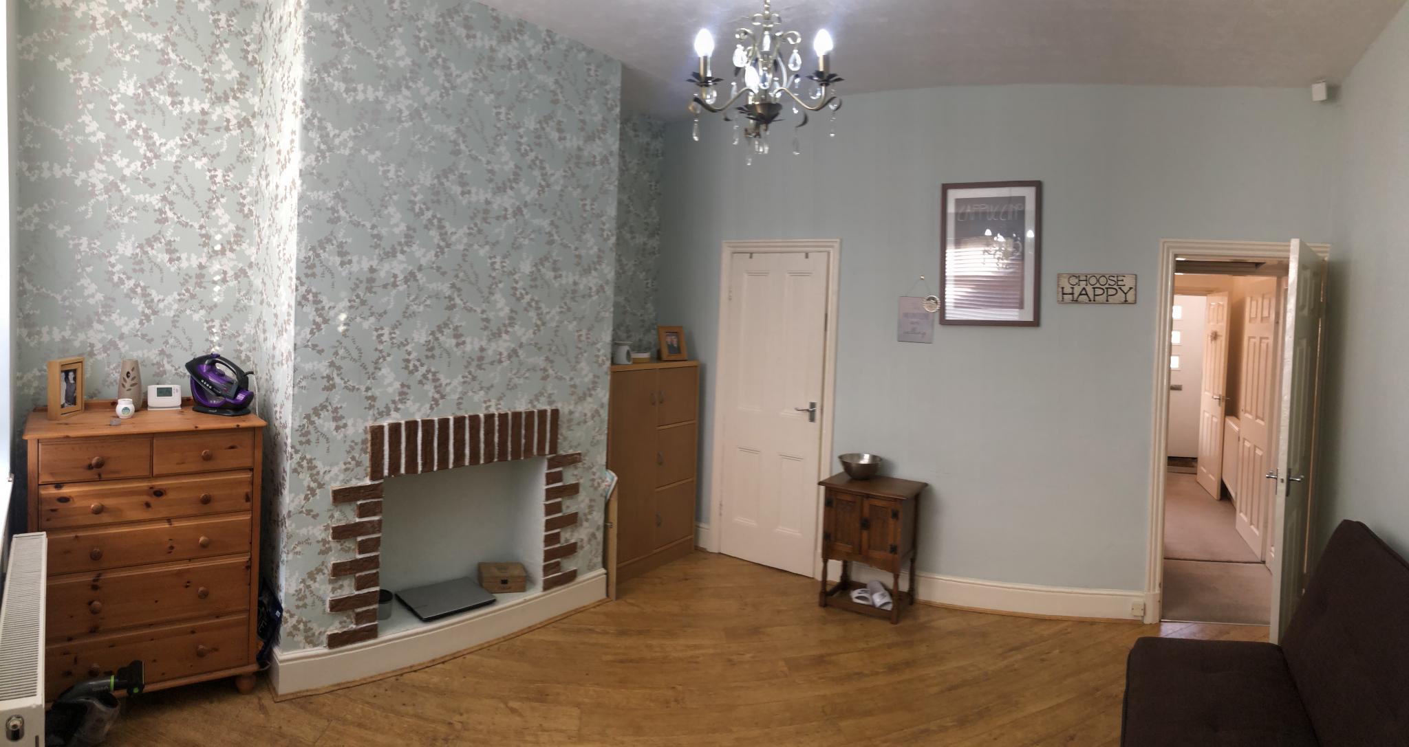 2 bedroom mid terraced house Let in Stockport - Photograph 3.