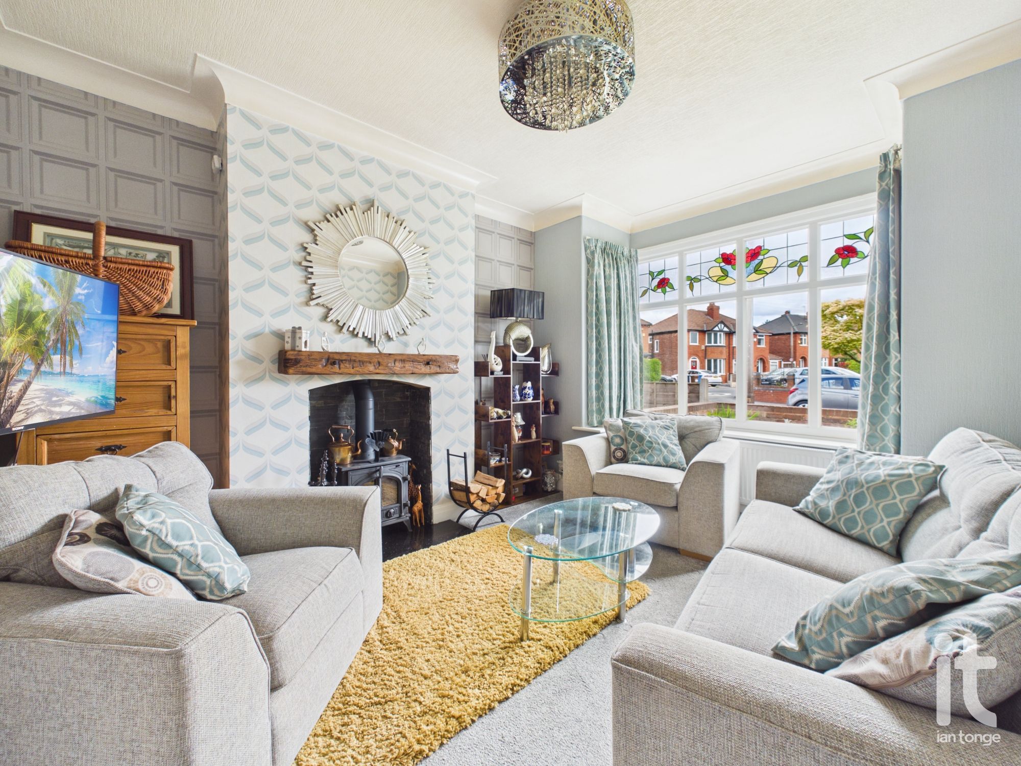 3 bedroom semi-detached house For Sale in Stockport - Photograph 4.