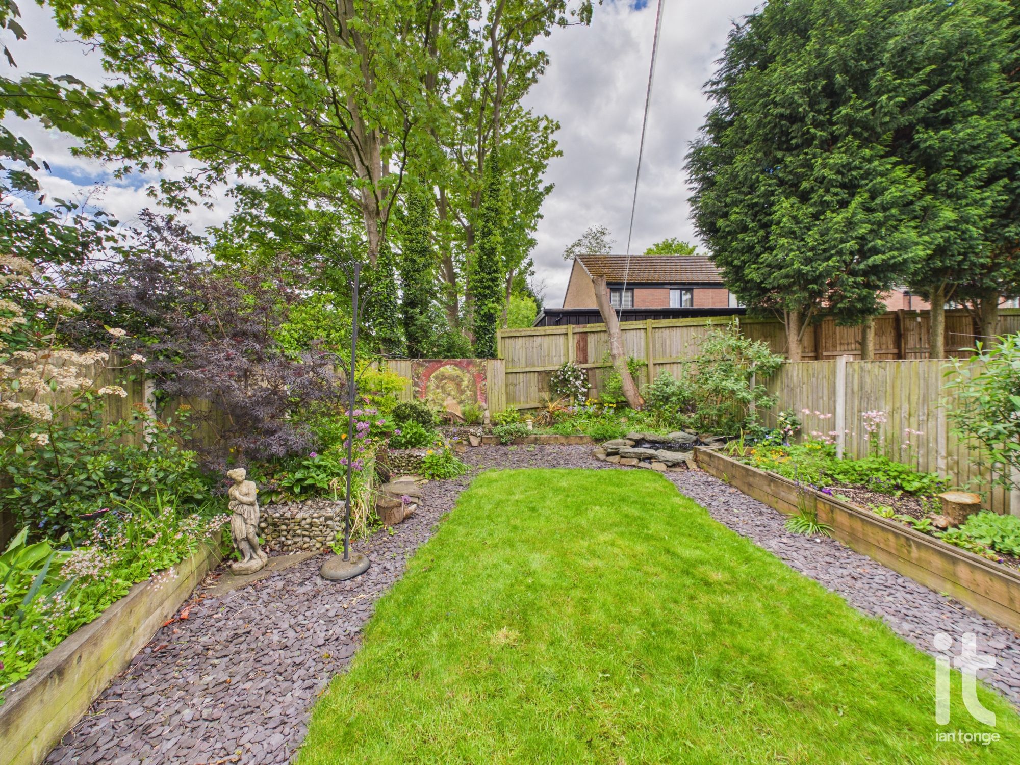 3 bedroom semi-detached house For Sale in Stockport - Photograph 24.