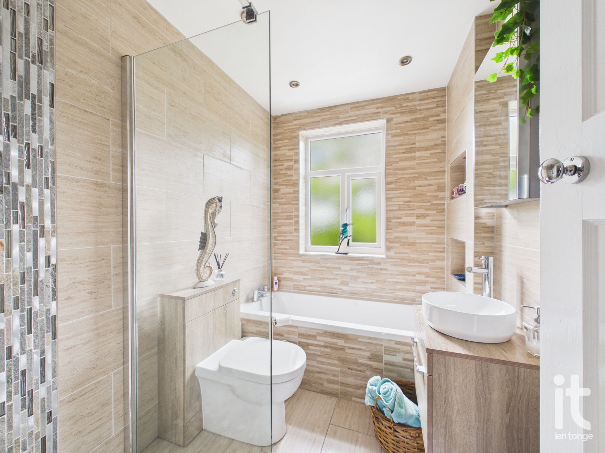 3 bedroom semi-detached house For Sale in Stockport - Photograph 20.