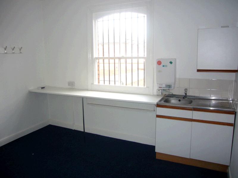 Shop Let in Stockport - 0.