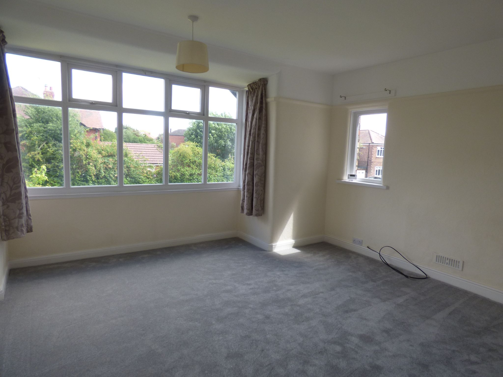 2 bedroom apartment flat/apartment To Let in Stockport - Photograph 6.
