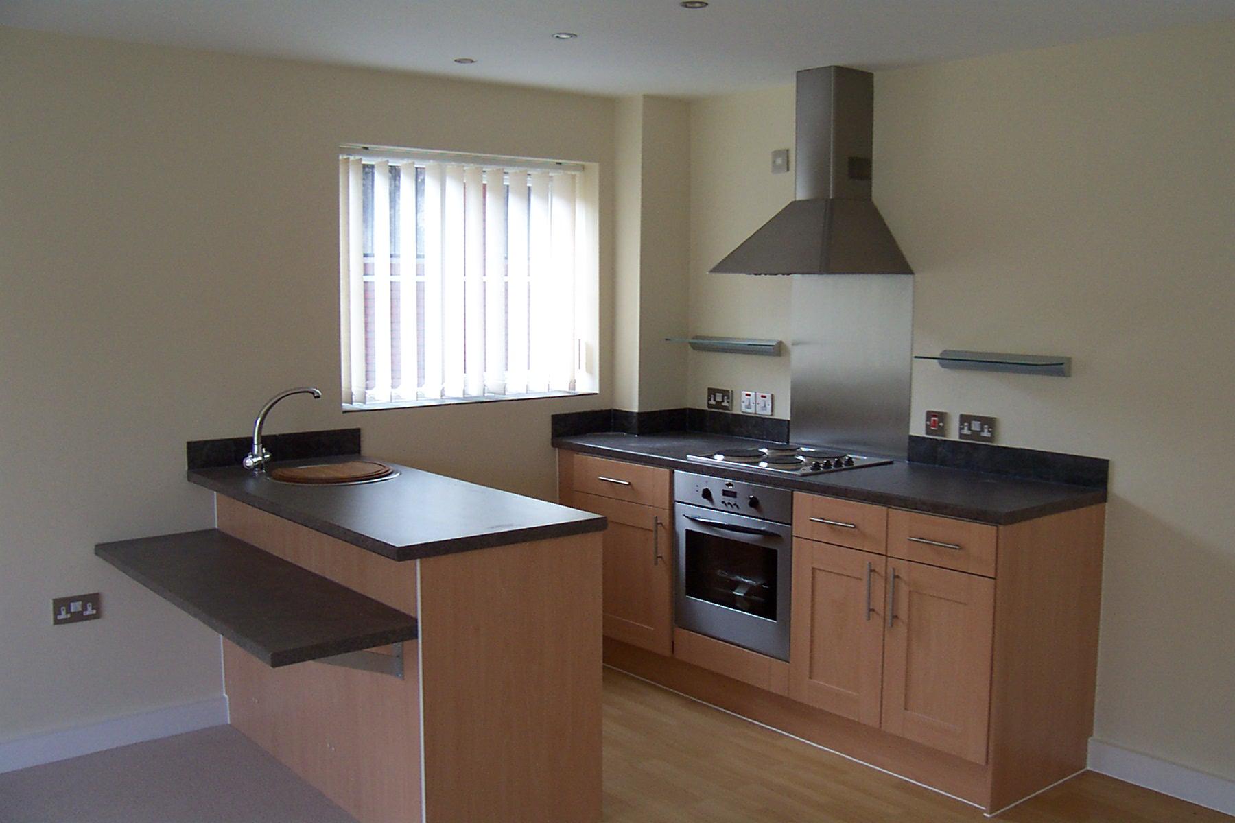 2 bedroom Let in Hyde - 0.