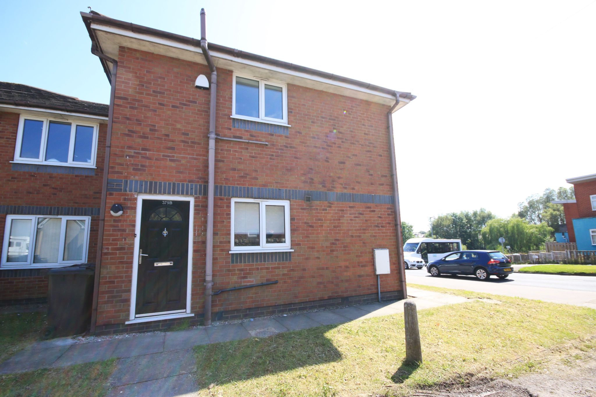 2 bedroom barn conversion house To Let in Wigan - Property photograph.