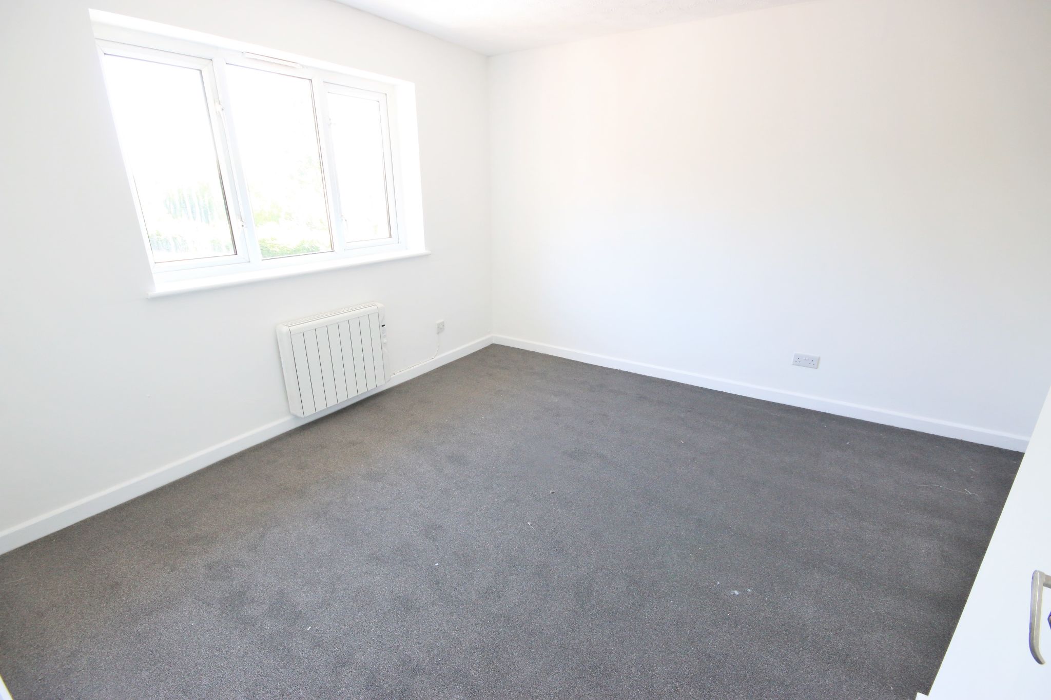 2 bedroom barn conversion house To Let in Wigan - Photograph 5.