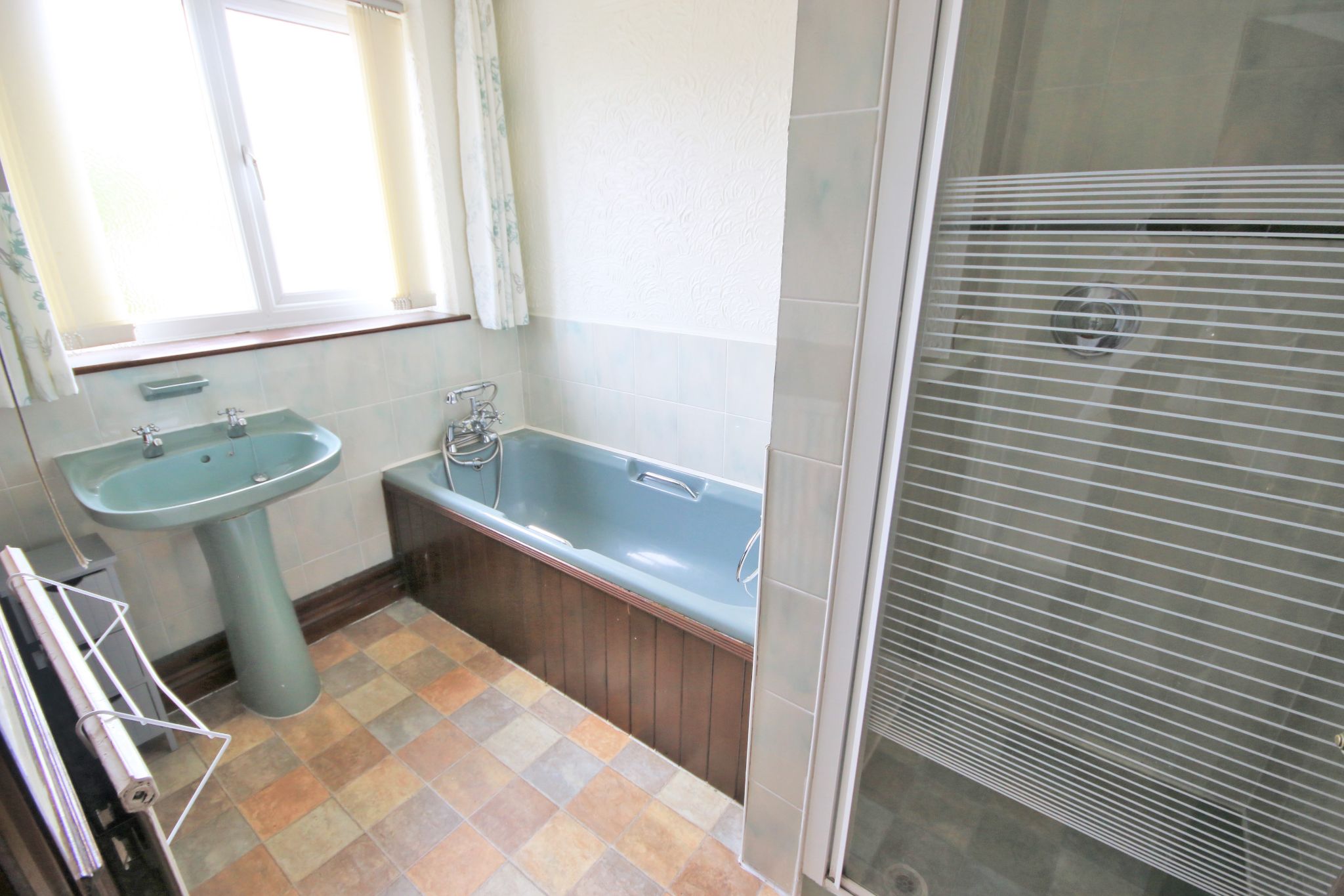 3 bedroom semi-detached house Let in Wigan - Photograph 11.