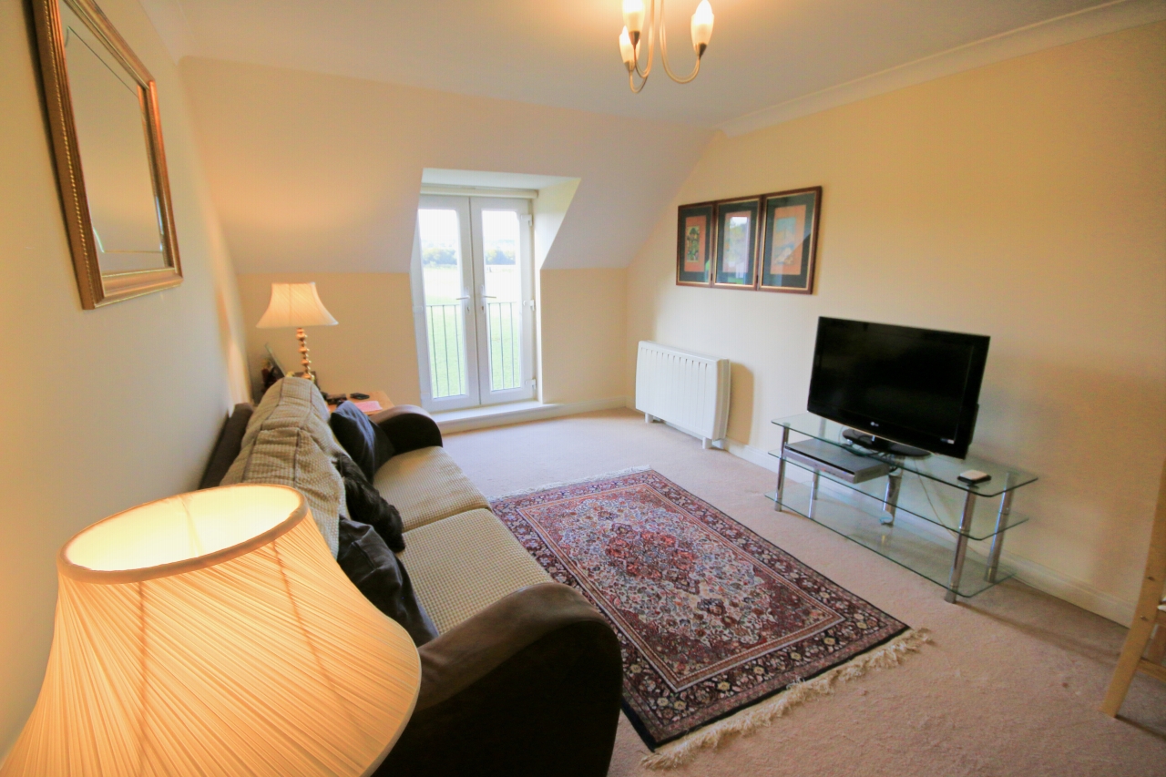 2 bedroom apartment flat/apartment Let in Wigan - Photograph 3.