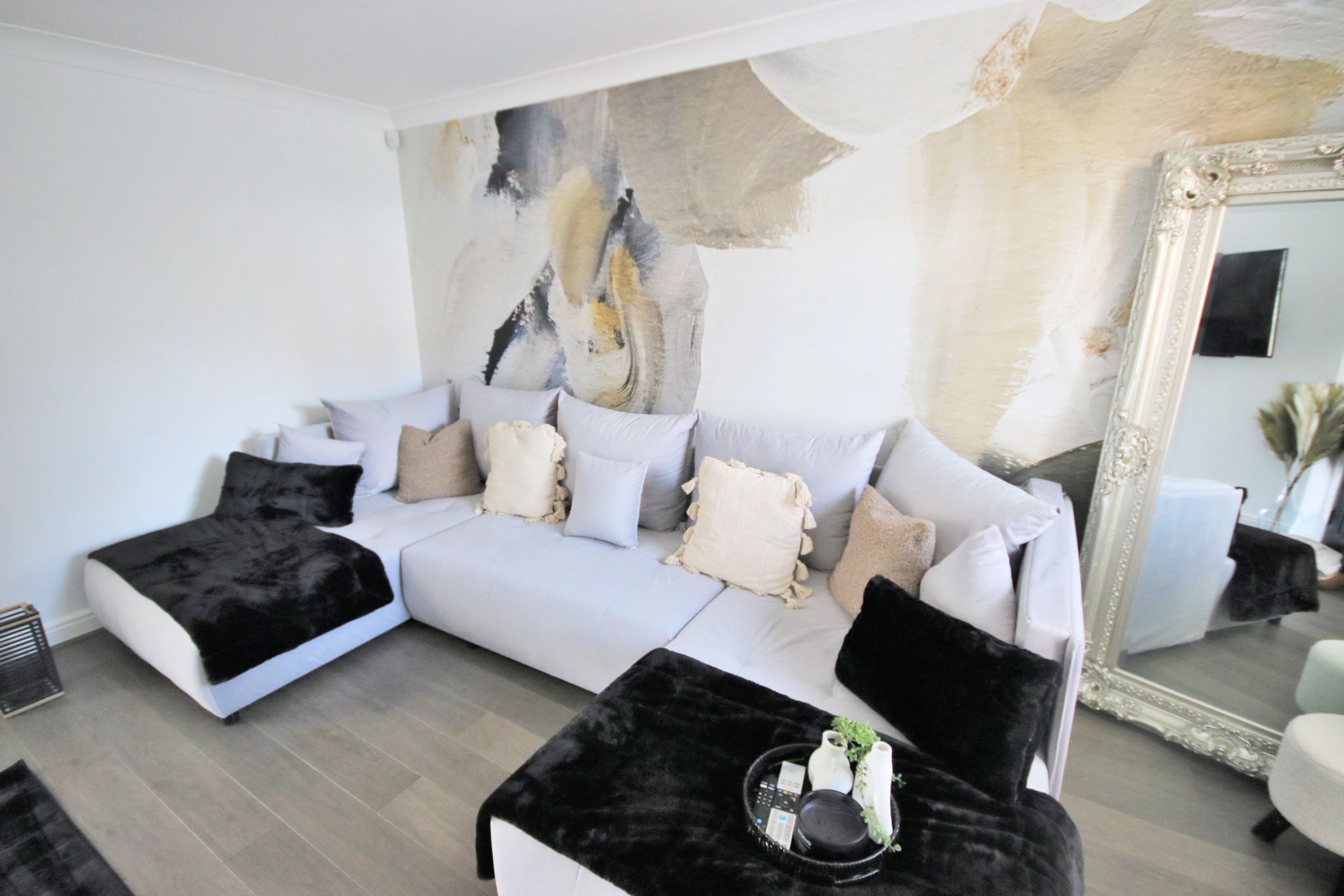 4 bedroom town house To Let in Wigan - Property photograph.