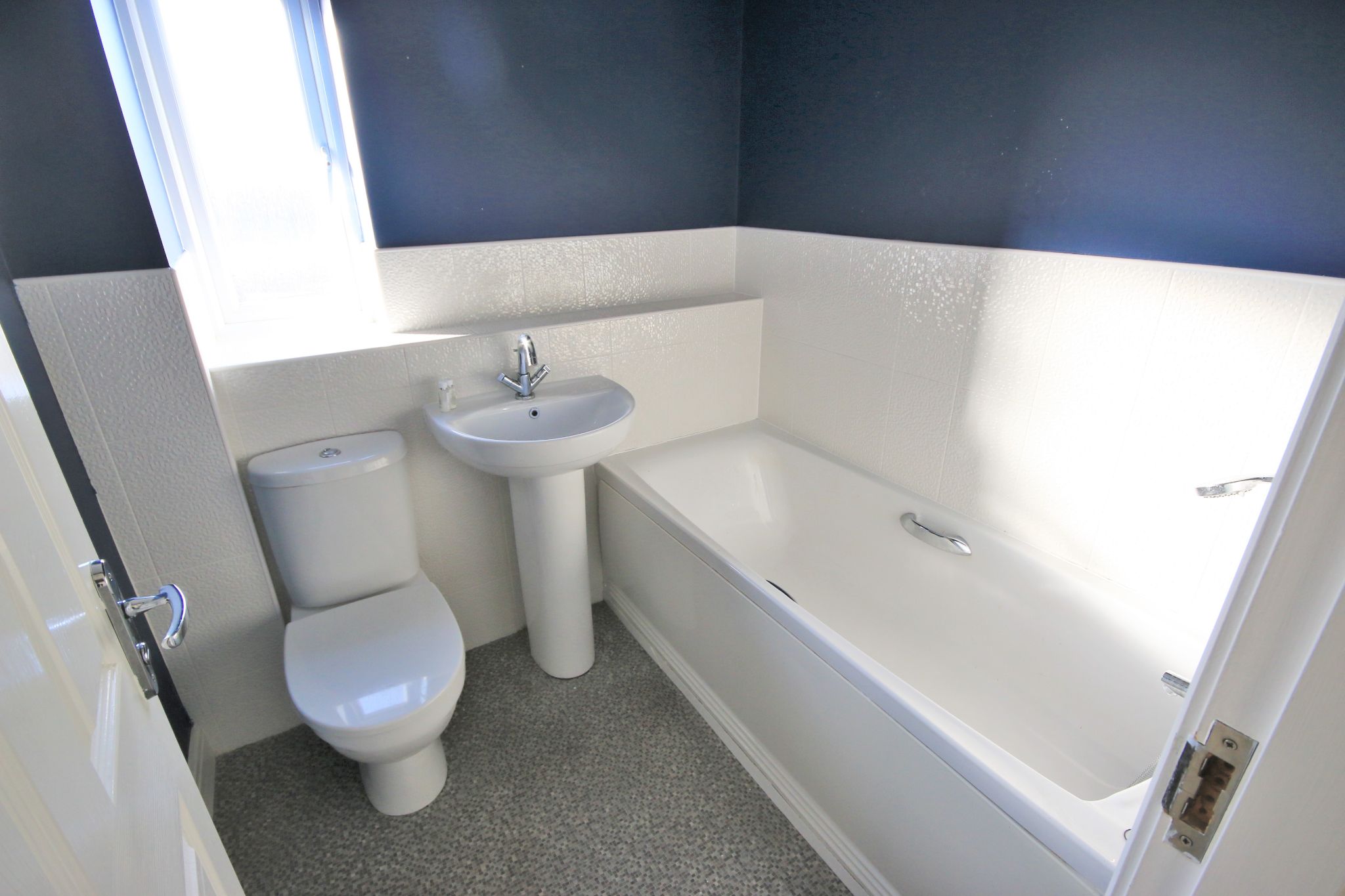 4 bedroom town house To Let in Wigan - Photograph 15.