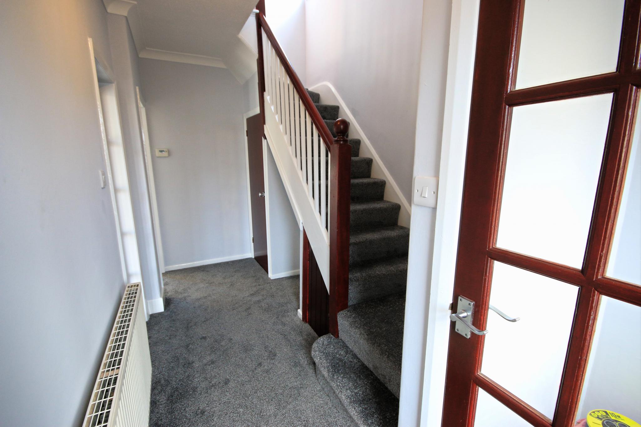 3 bedroom semi-detached house Let in Wigan - Hallway.