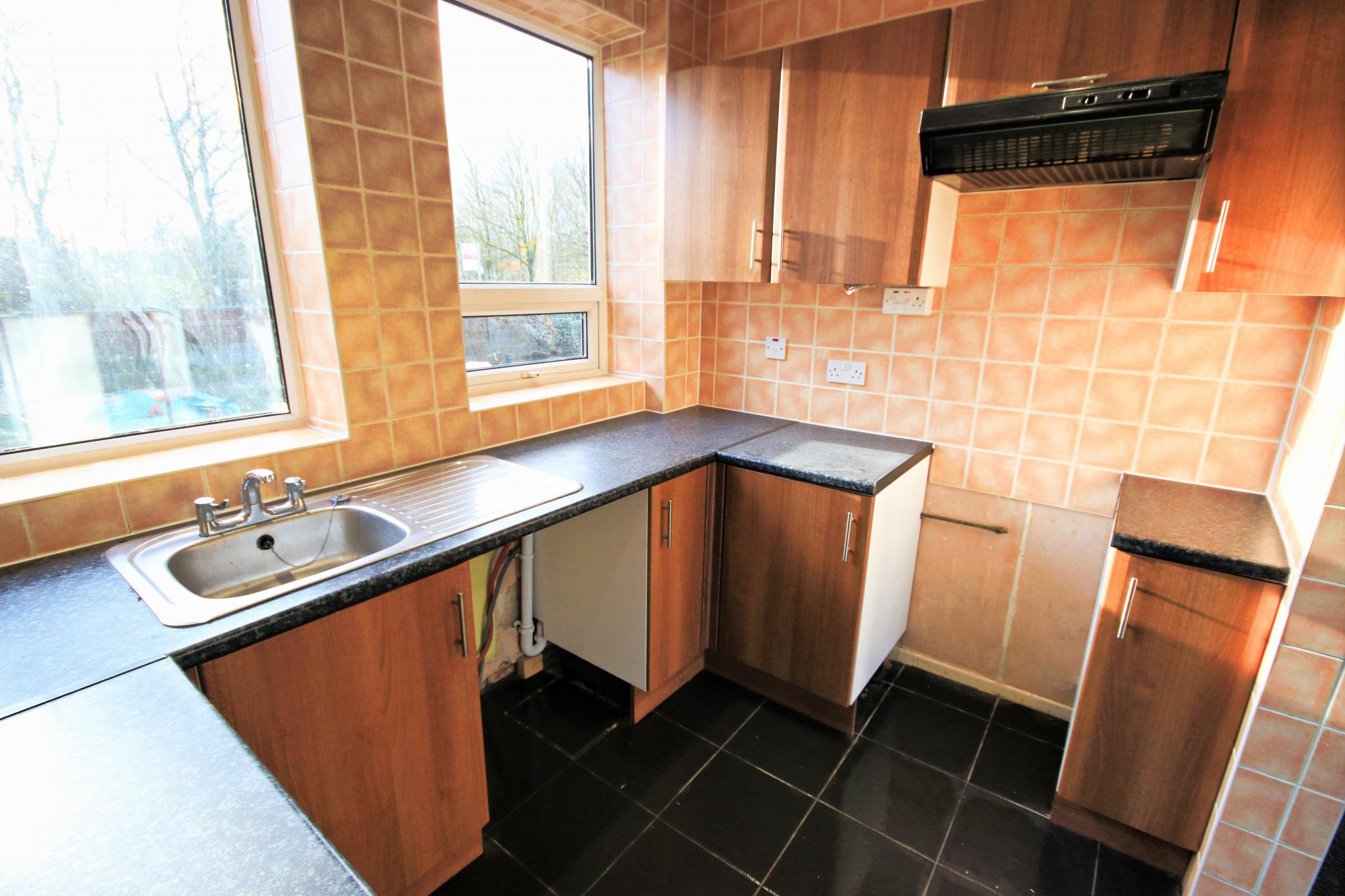 3 bedroom semi-detached house Let in Wigan - Kitchen.