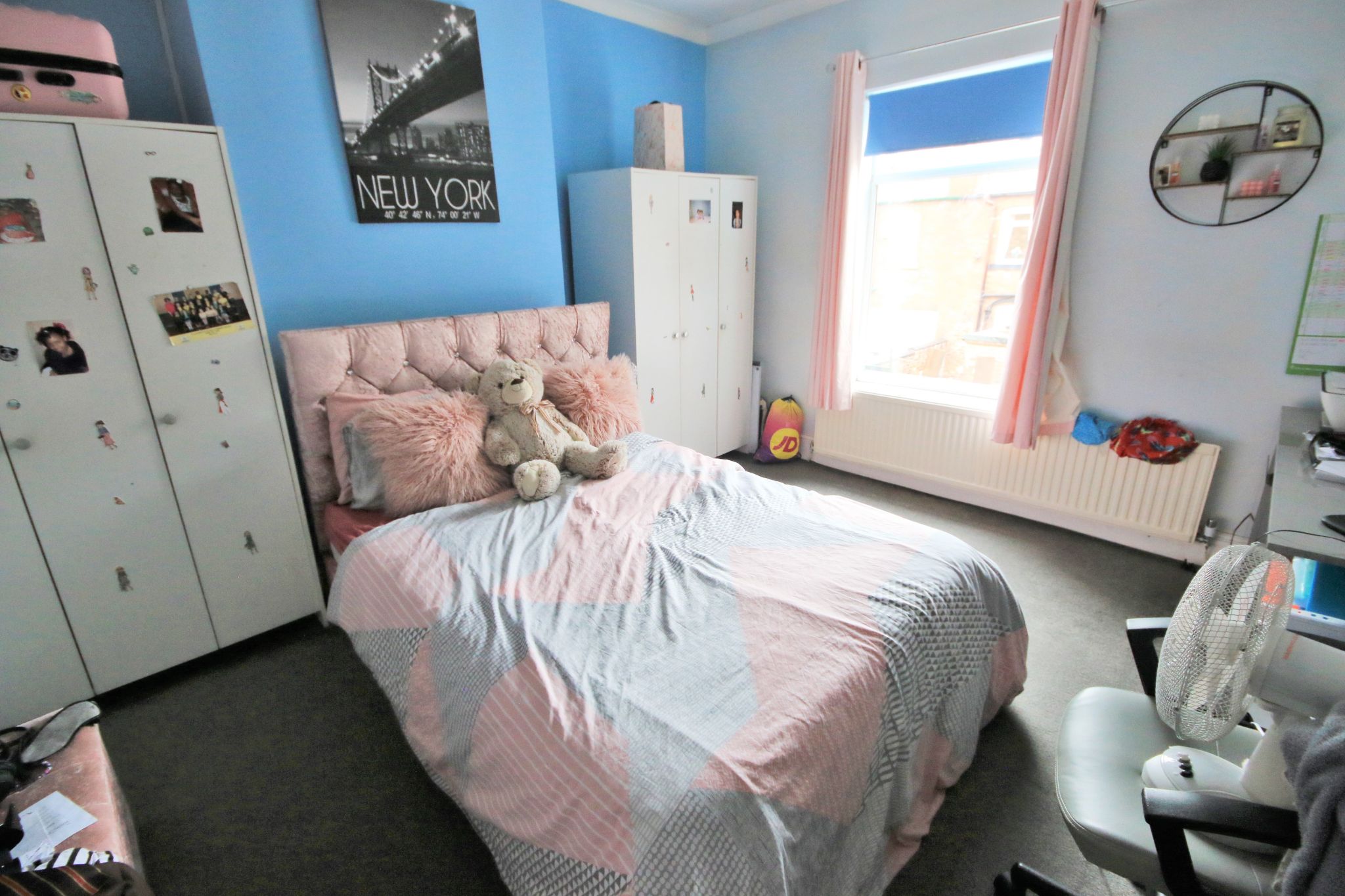 3 bedroom mid terraced house Let in Wigan - Photograph 10.