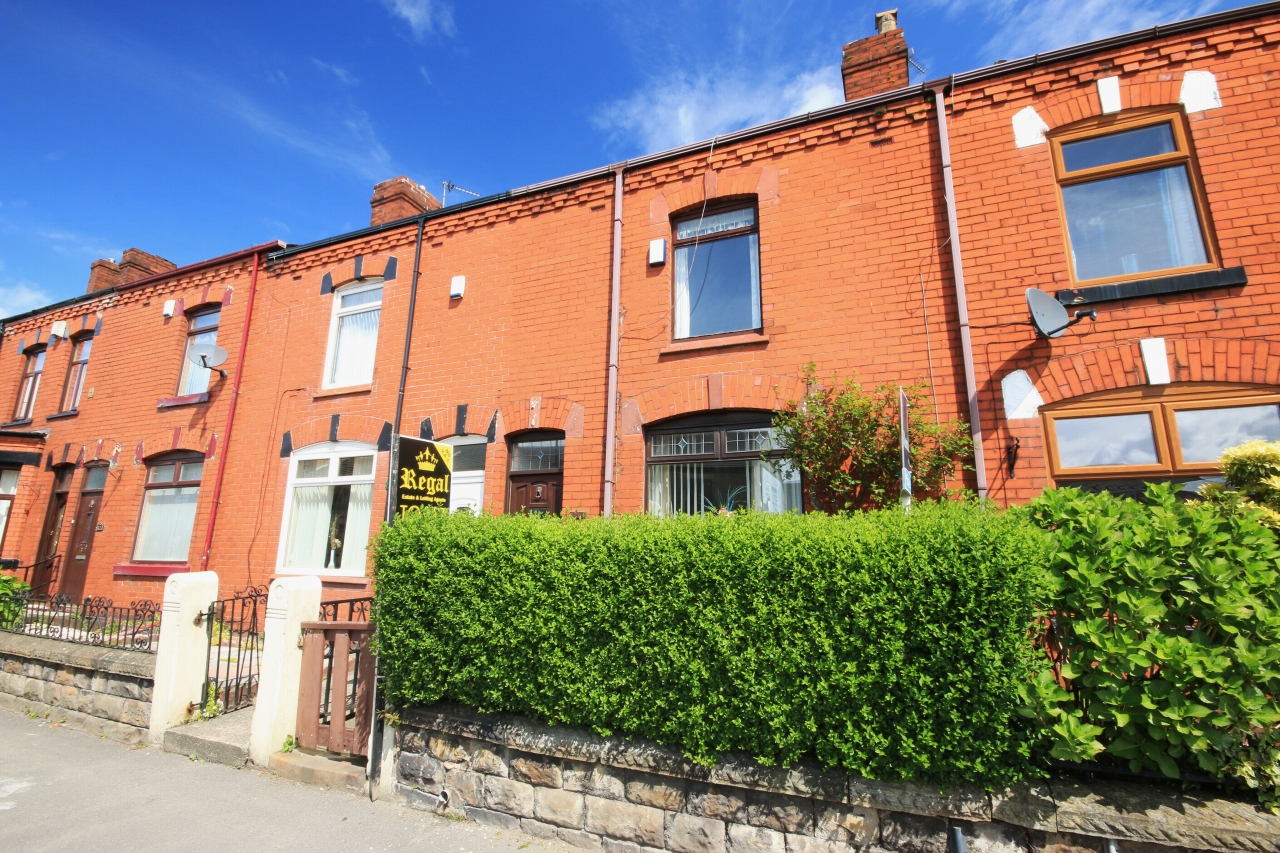 3 bedroom mid terraced house Let in Wigan - Photograph 1.