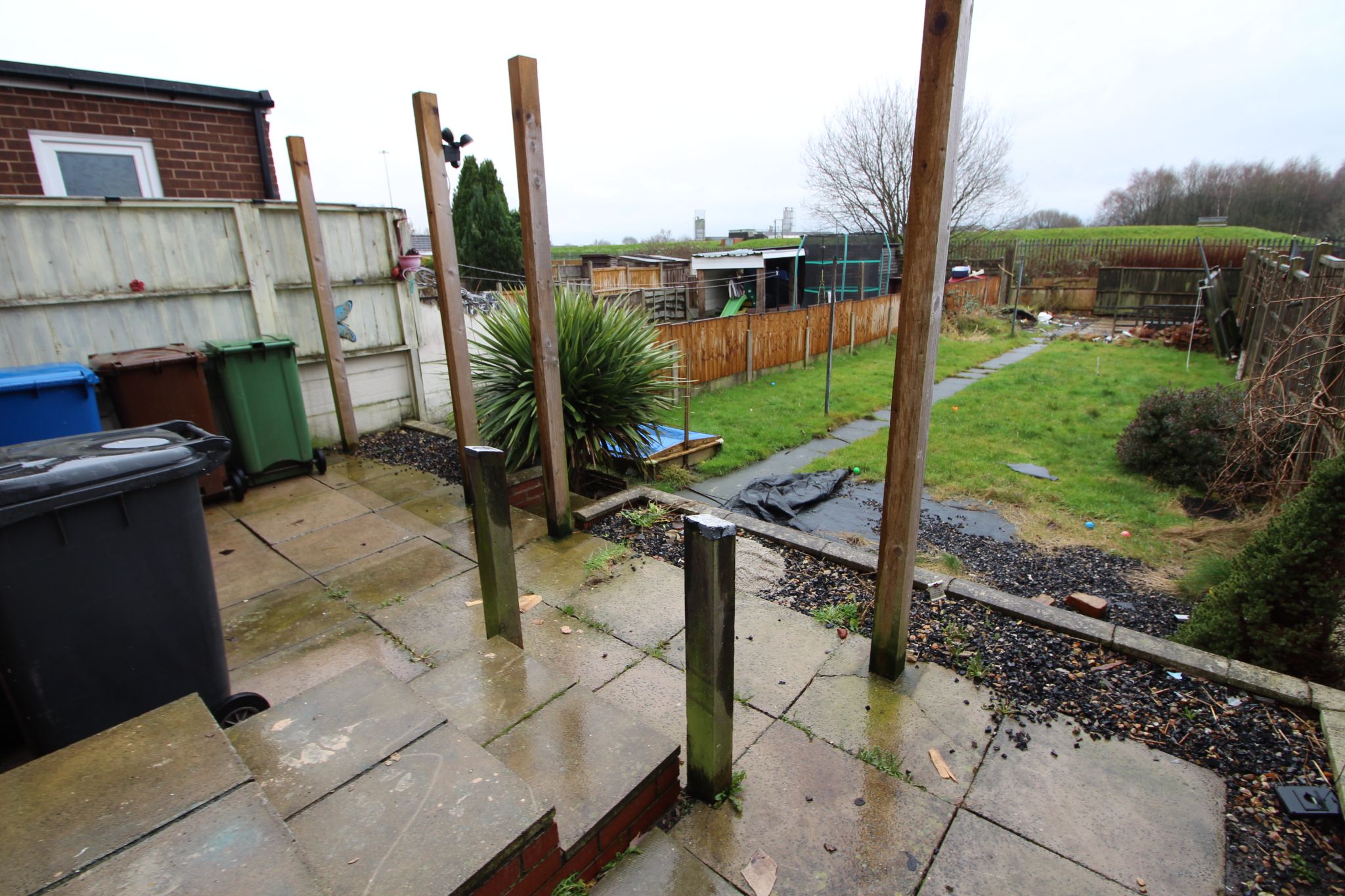 2 bedroom semi-detached house Let in Wigan - Photograph 14.