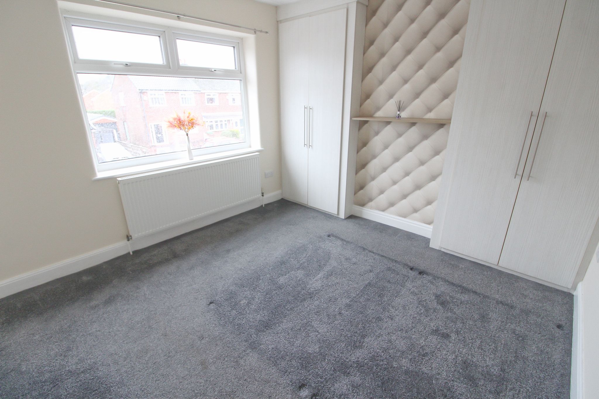 2 bedroom semi-detached house Let in Wigan - Photograph 8.