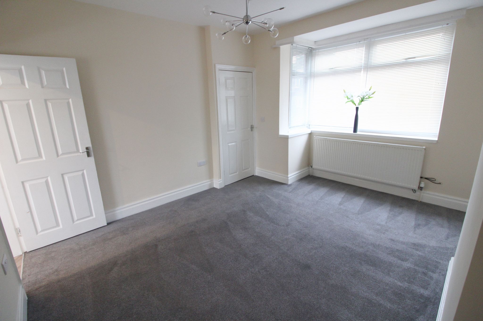 2 bedroom semi-detached house Let in Wigan - Photograph 4.