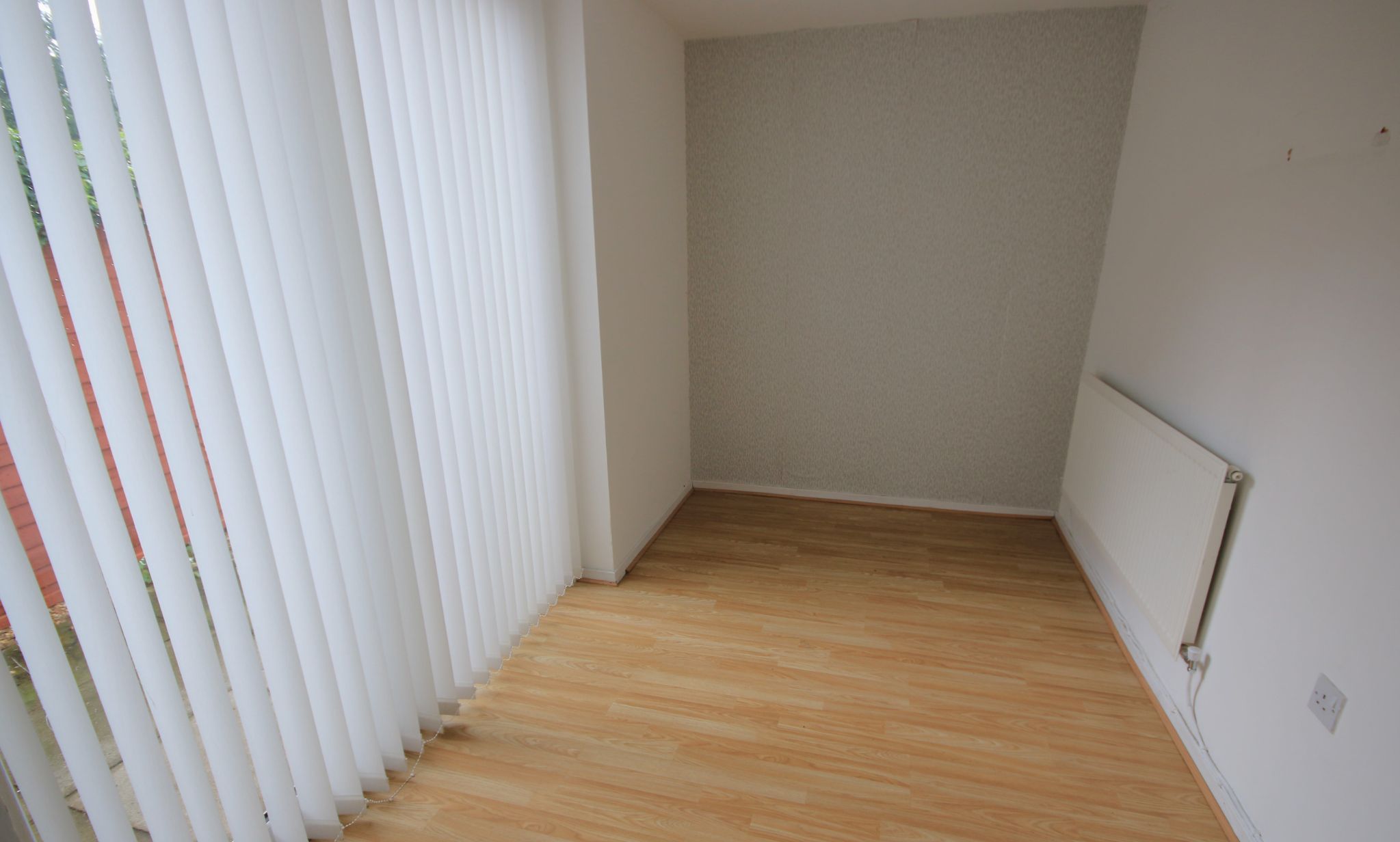 3 bedroom end terraced house Let in Skelmersdale - Photograph 5.