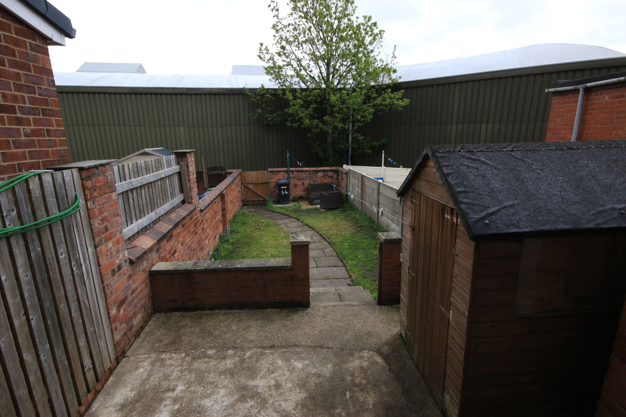 2 bedroom mid terraced house Let in Wigan - Photograph 7.