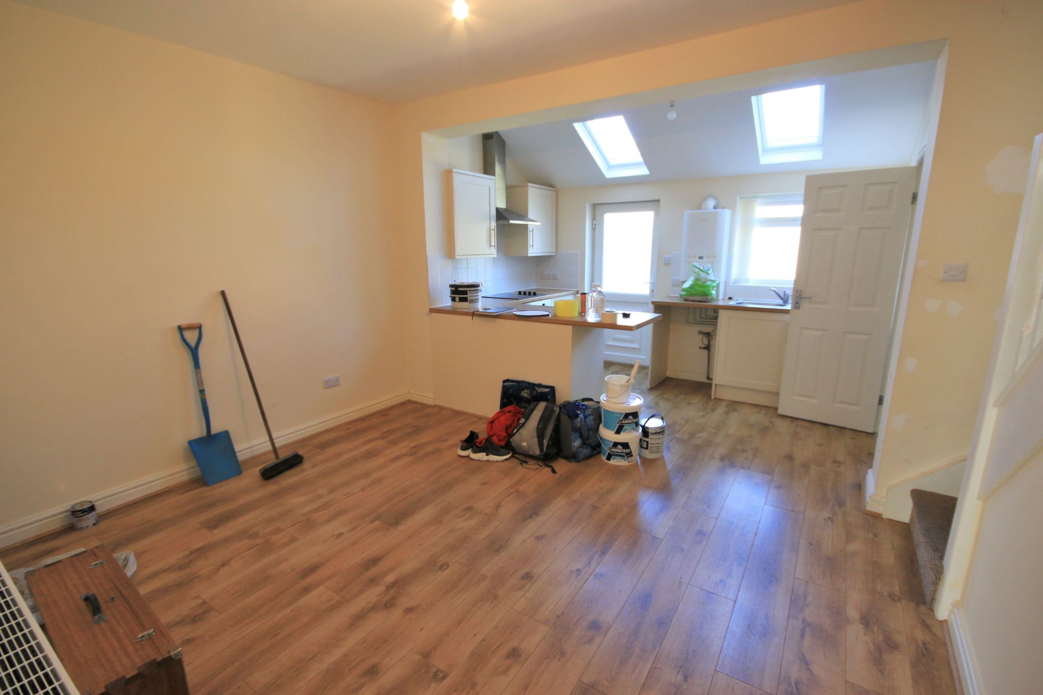 3 bedroom mid terraced house Let in Wigan - Photograph 3.