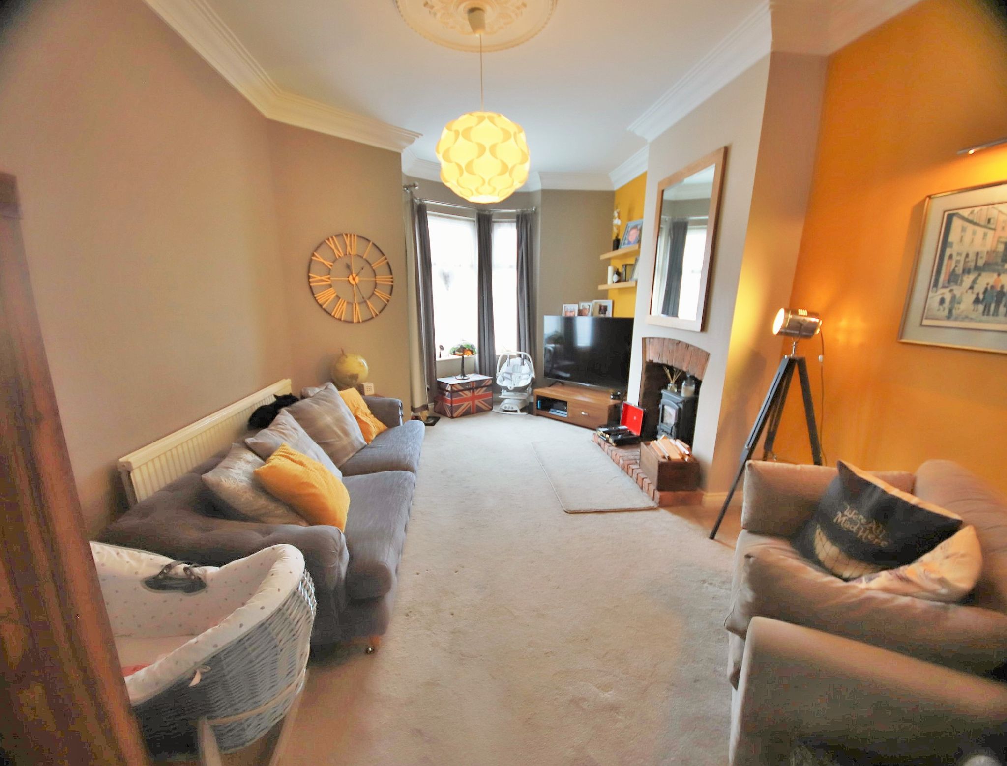 3 bedroom mid terraced house Let in Wigan - Photograph 2.