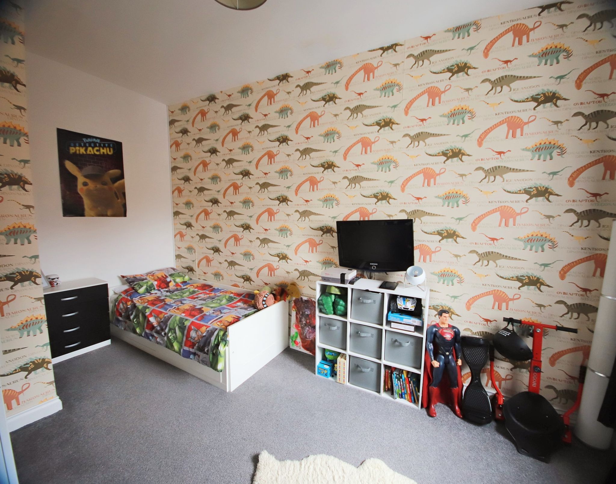3 bedroom mid terraced house Let in Wigan - Photograph 7.