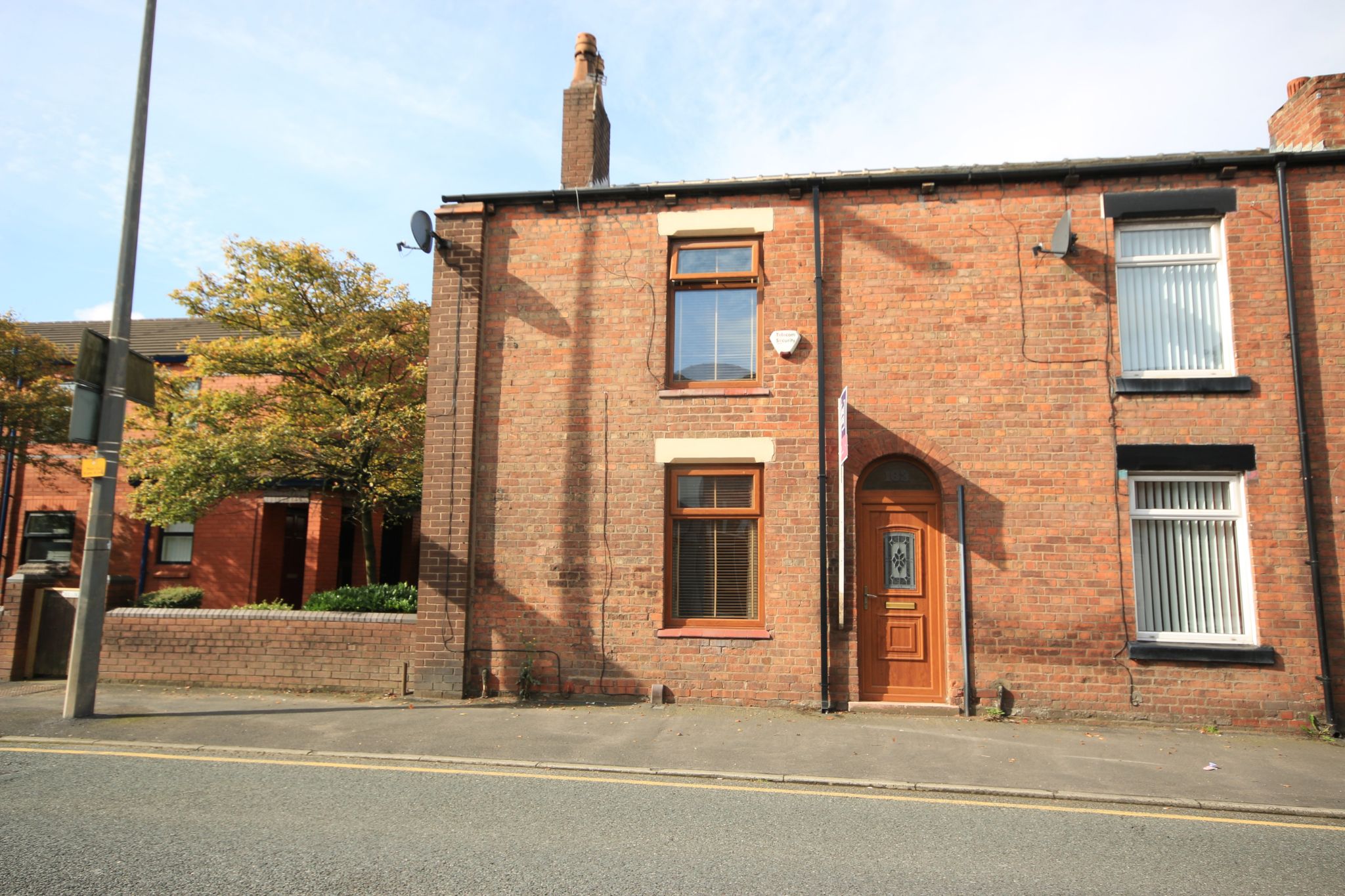 2 bedroom end terraced house Let in Wigan - Photograph 1.