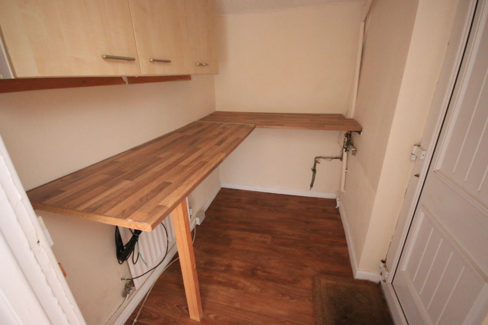 2 bedroom end terraced house Let in Wigan - Photograph 5.