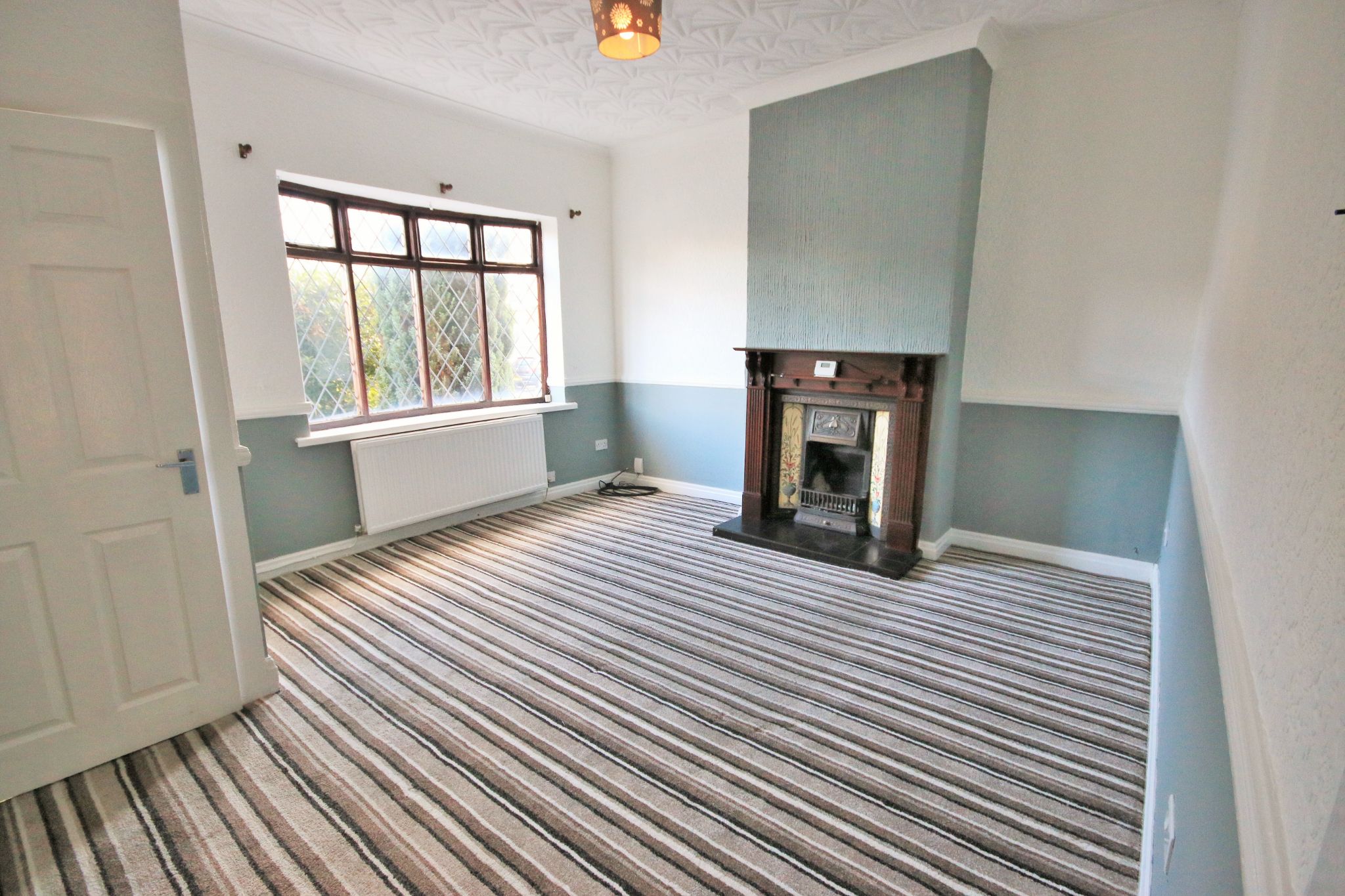 3 bedroom end terraced house Let in Wigan - Photograph 2.