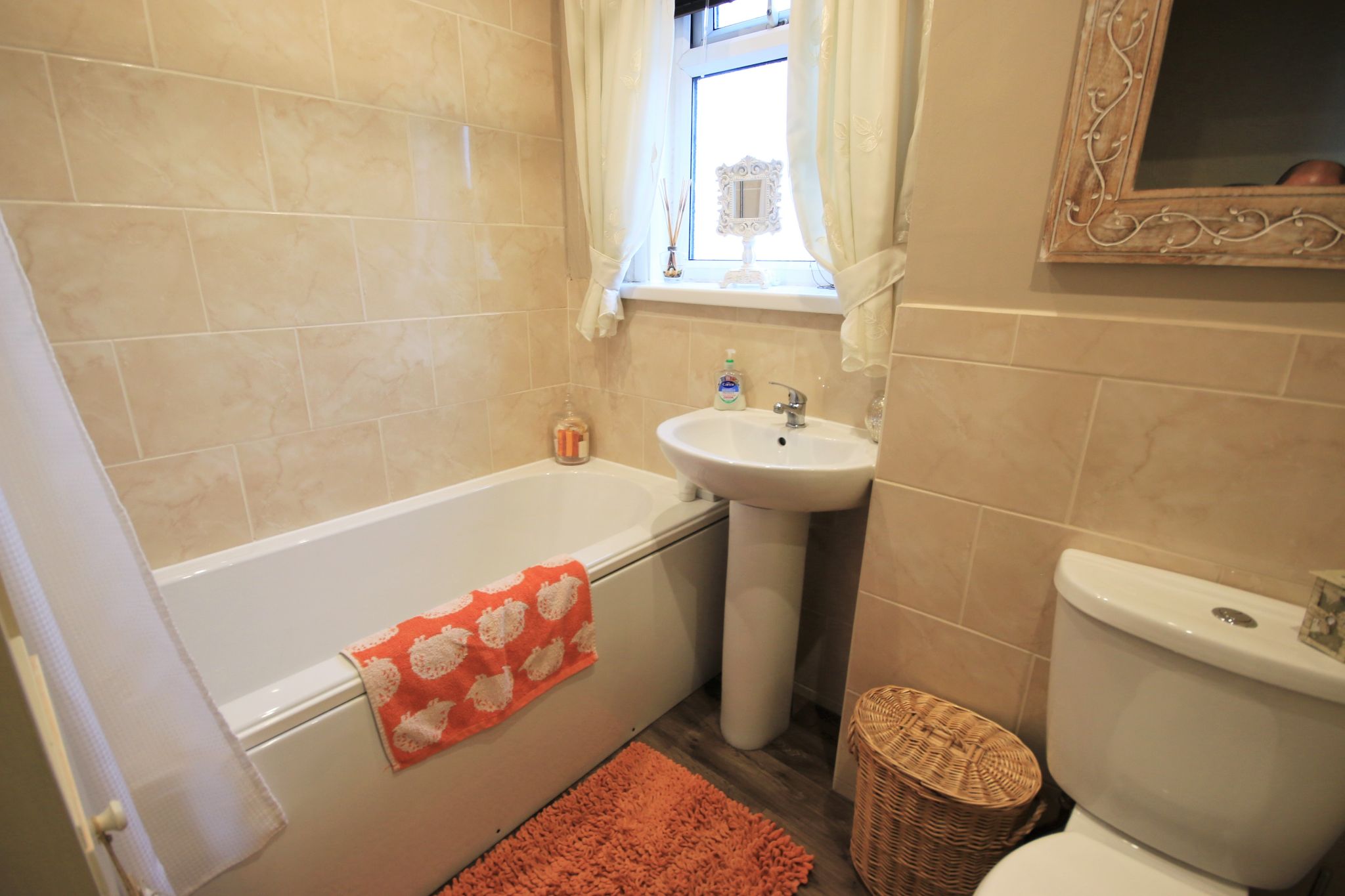 2 bedroom mid terraced house Let in Wigan - Photograph 9.