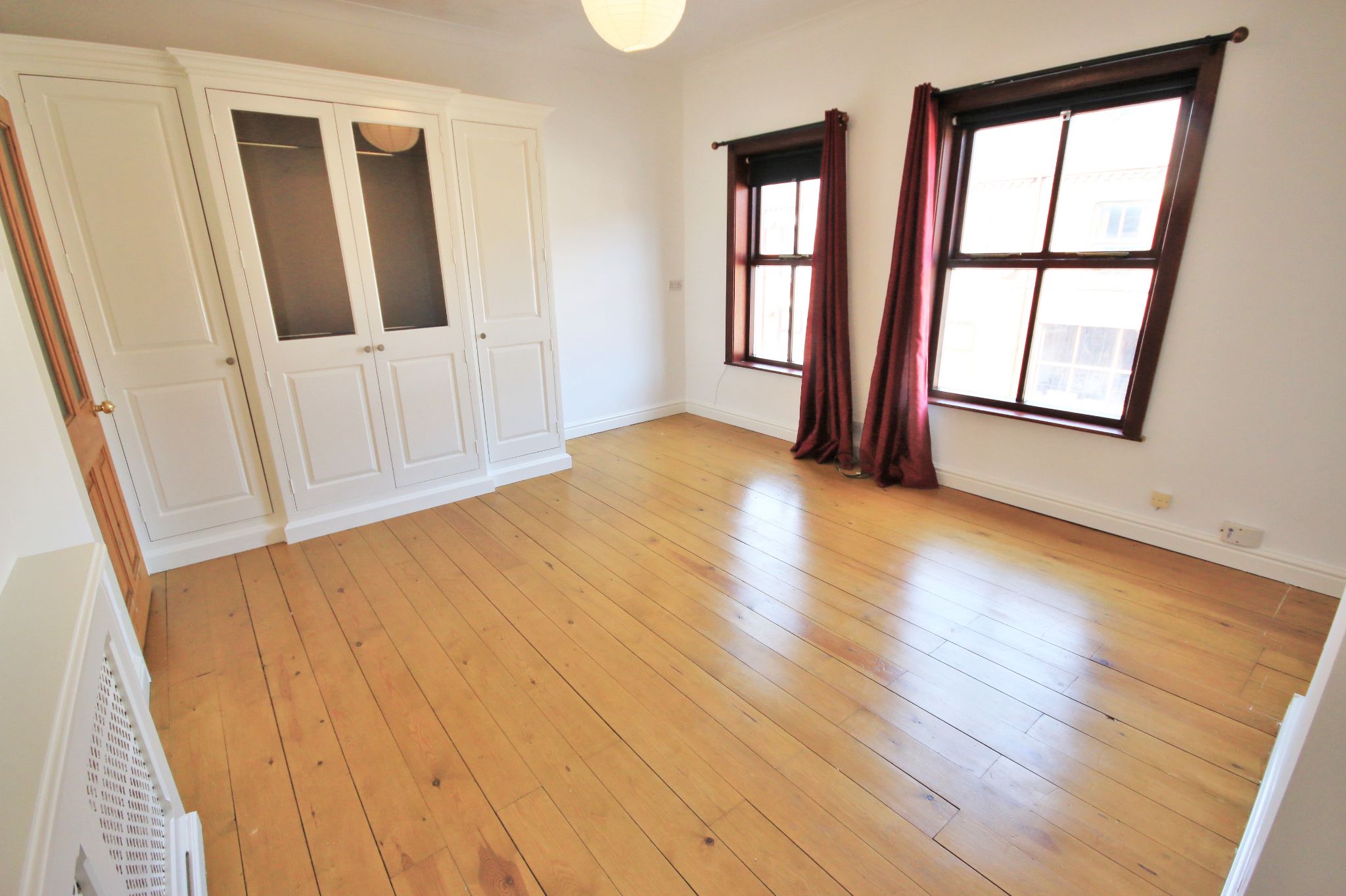 2 bedroom mid terraced house Let in Wigan - Photograph 7.