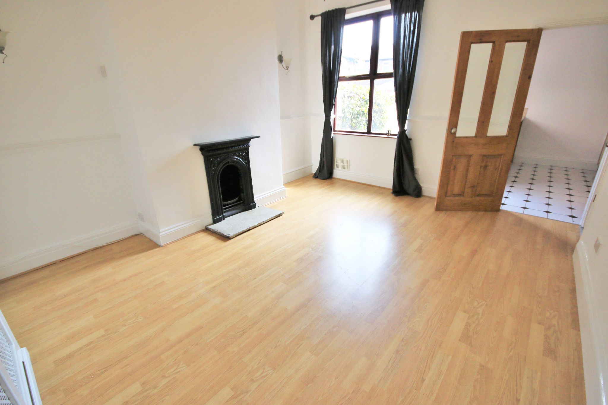 2 bedroom mid terraced house Let in Wigan - Photograph 3.