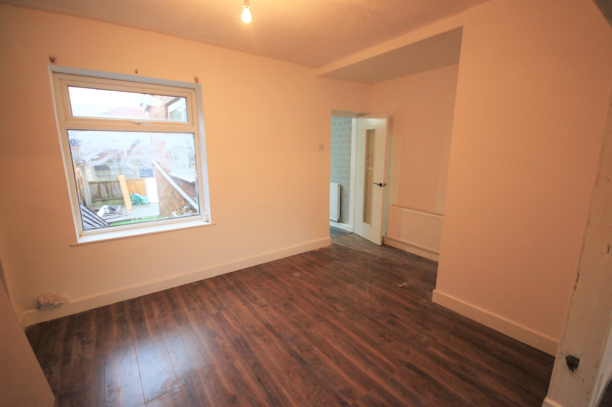 3 bedroom mid terraced house Let in Wigan - Photograph 3.