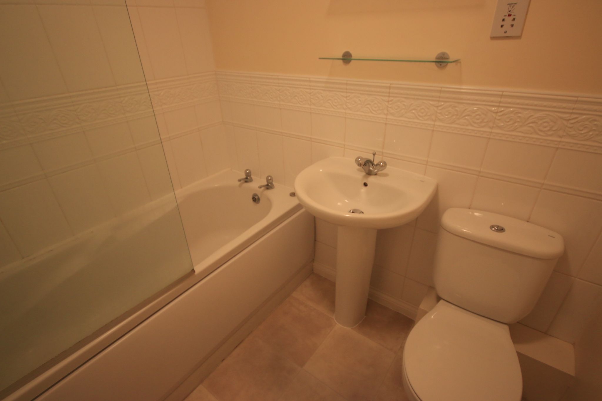 3 bedroom mews house Let in Wigan - Photograph 9.