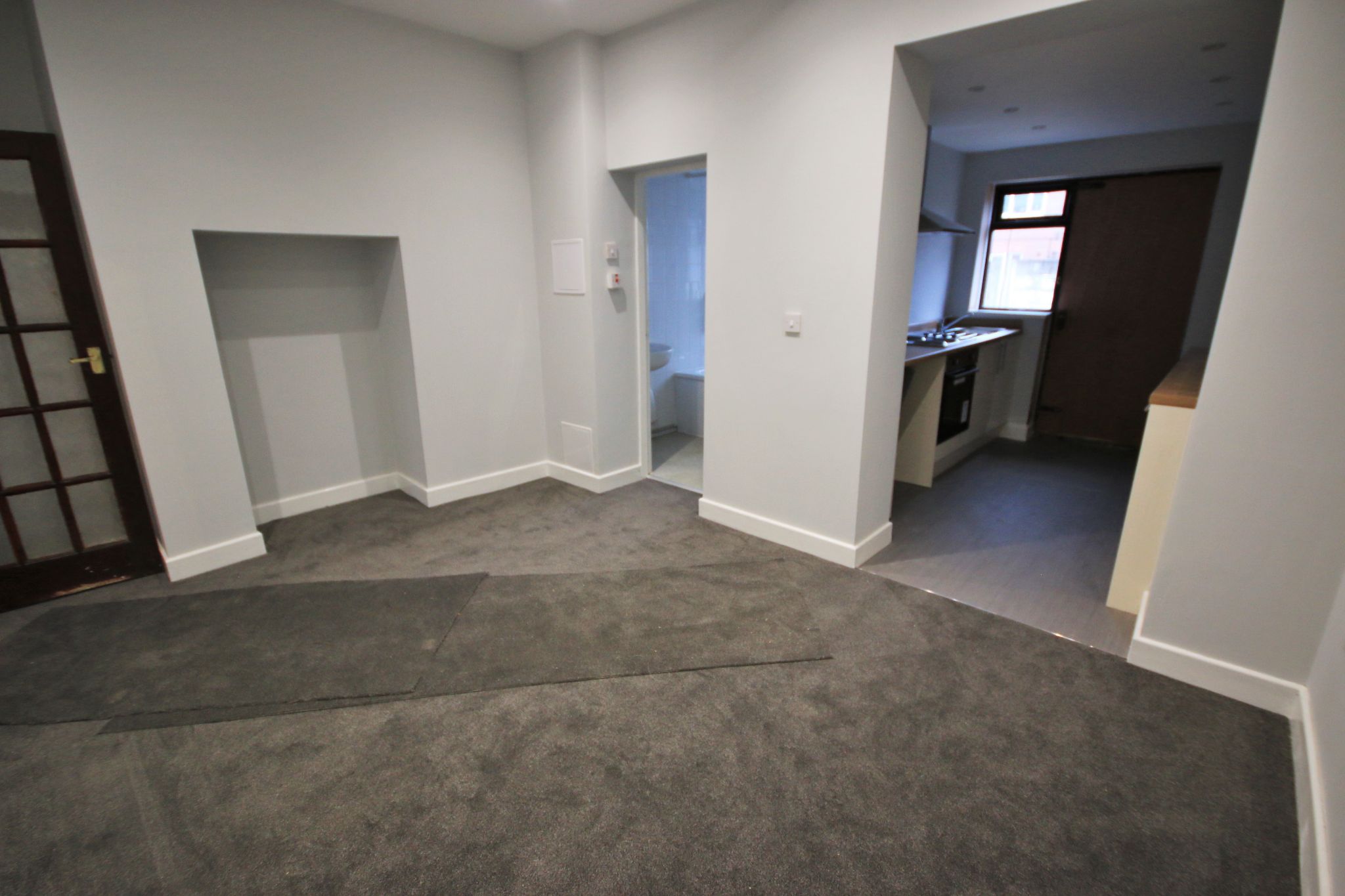 3 bedroom mid terraced house To Let in Wigan - Photograph 5.