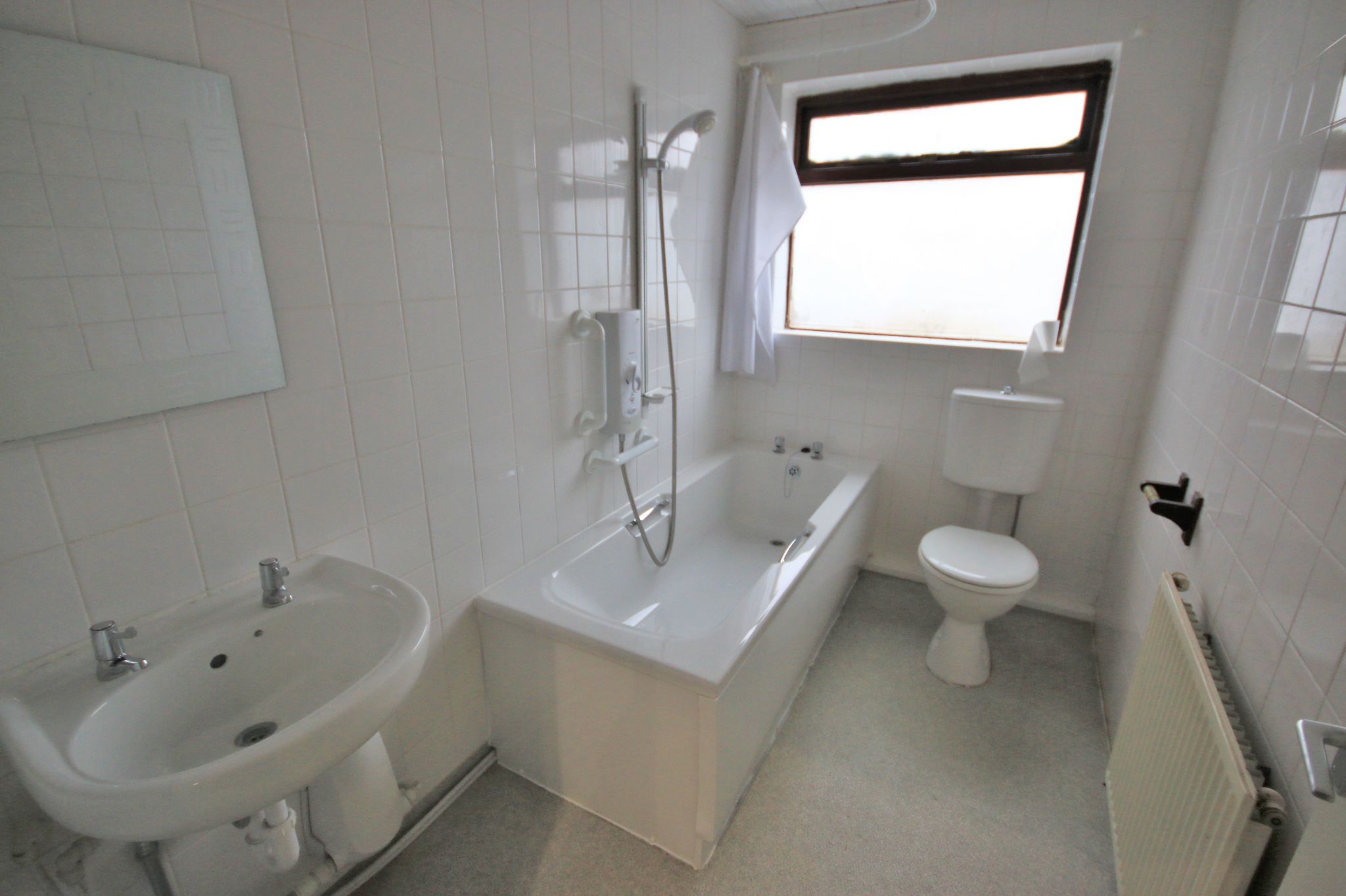 3 bedroom mid terraced house To Let in Wigan - Photograph 7.