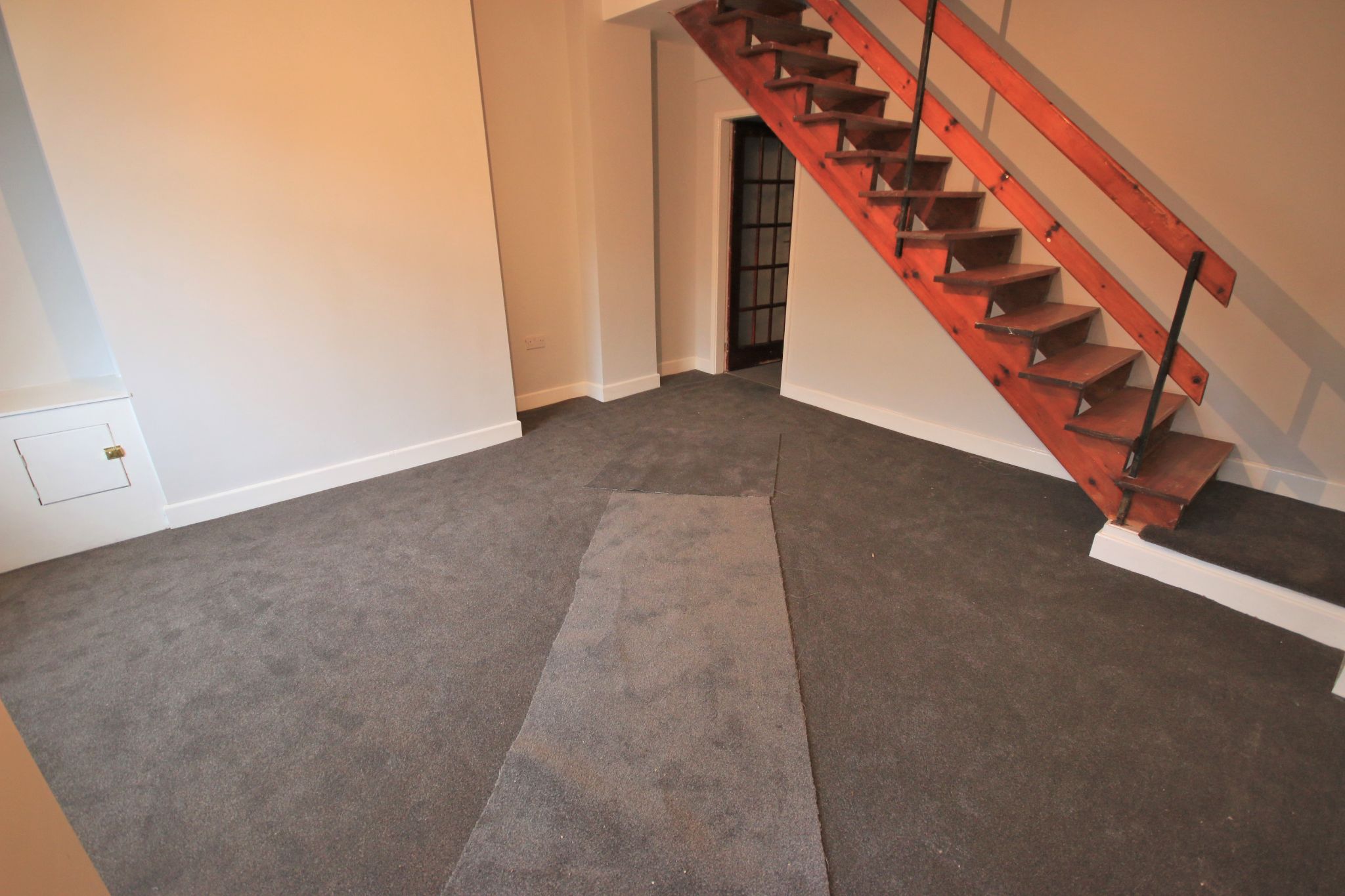 3 bedroom mid terraced house To Let in Wigan - Property photograph.