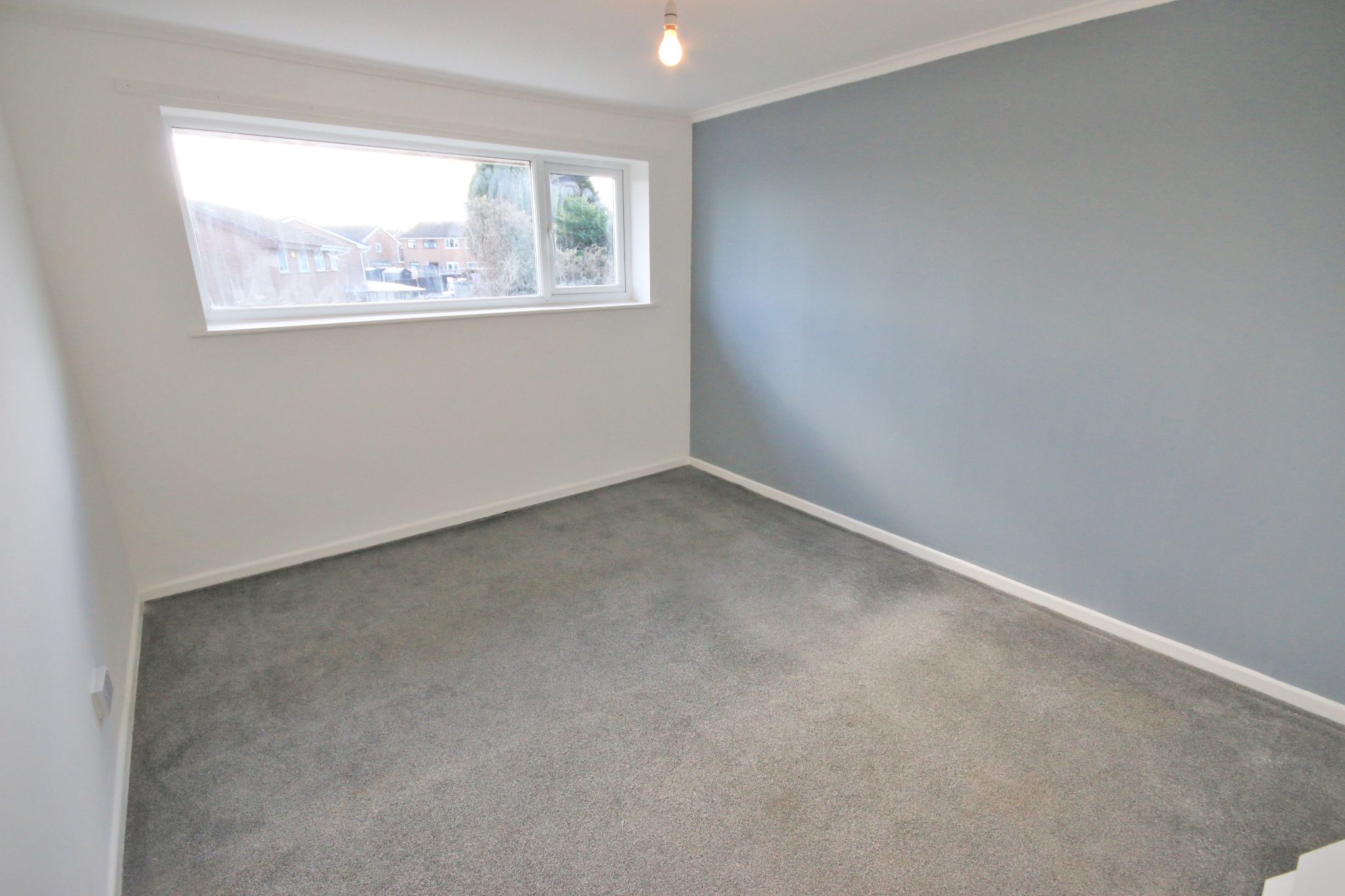 2 bedroom apartment flat/apartment Let in Wigan - Photograph 5.