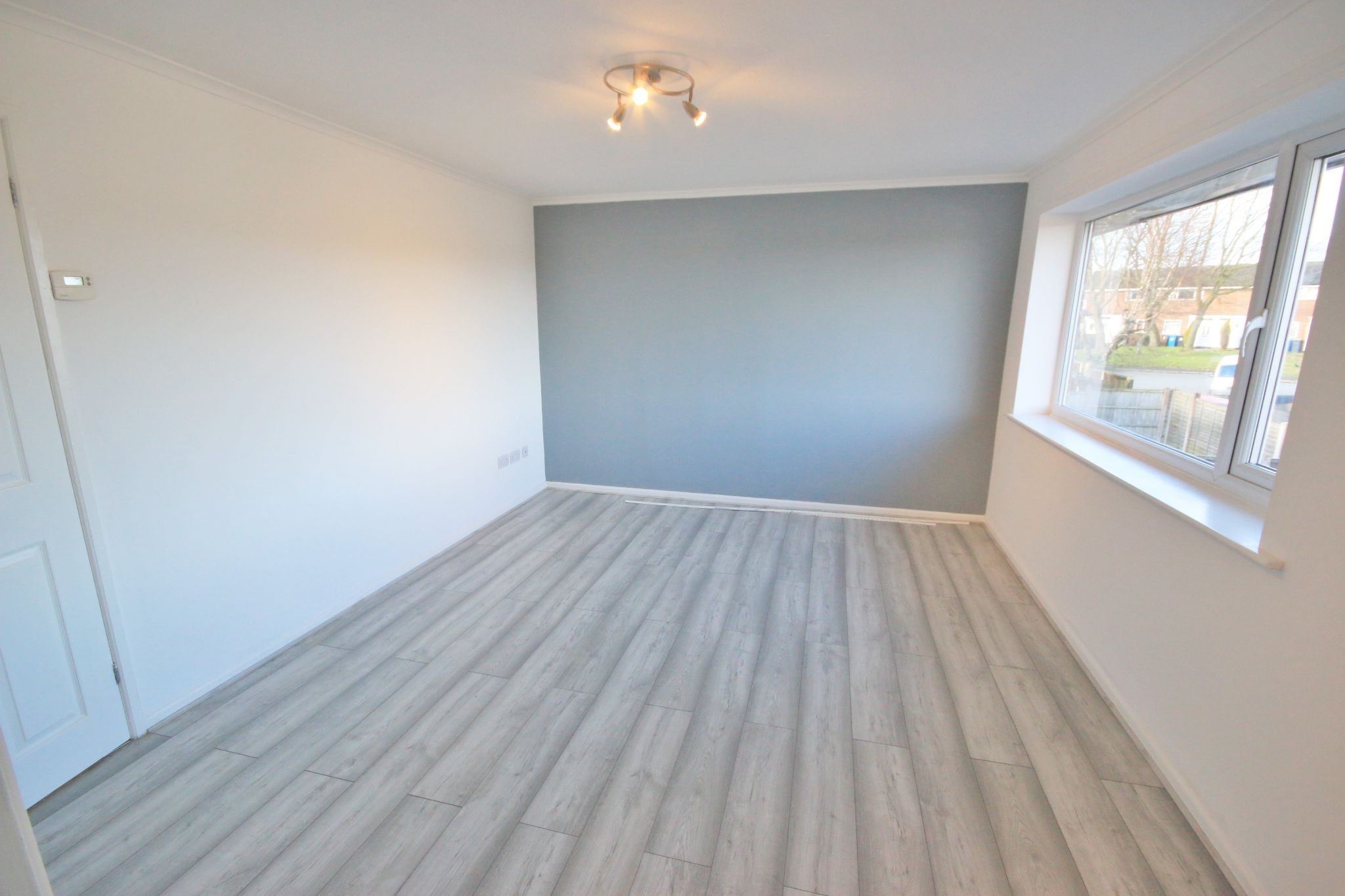 2 bedroom apartment flat/apartment Let in Wigan - Photograph 2.