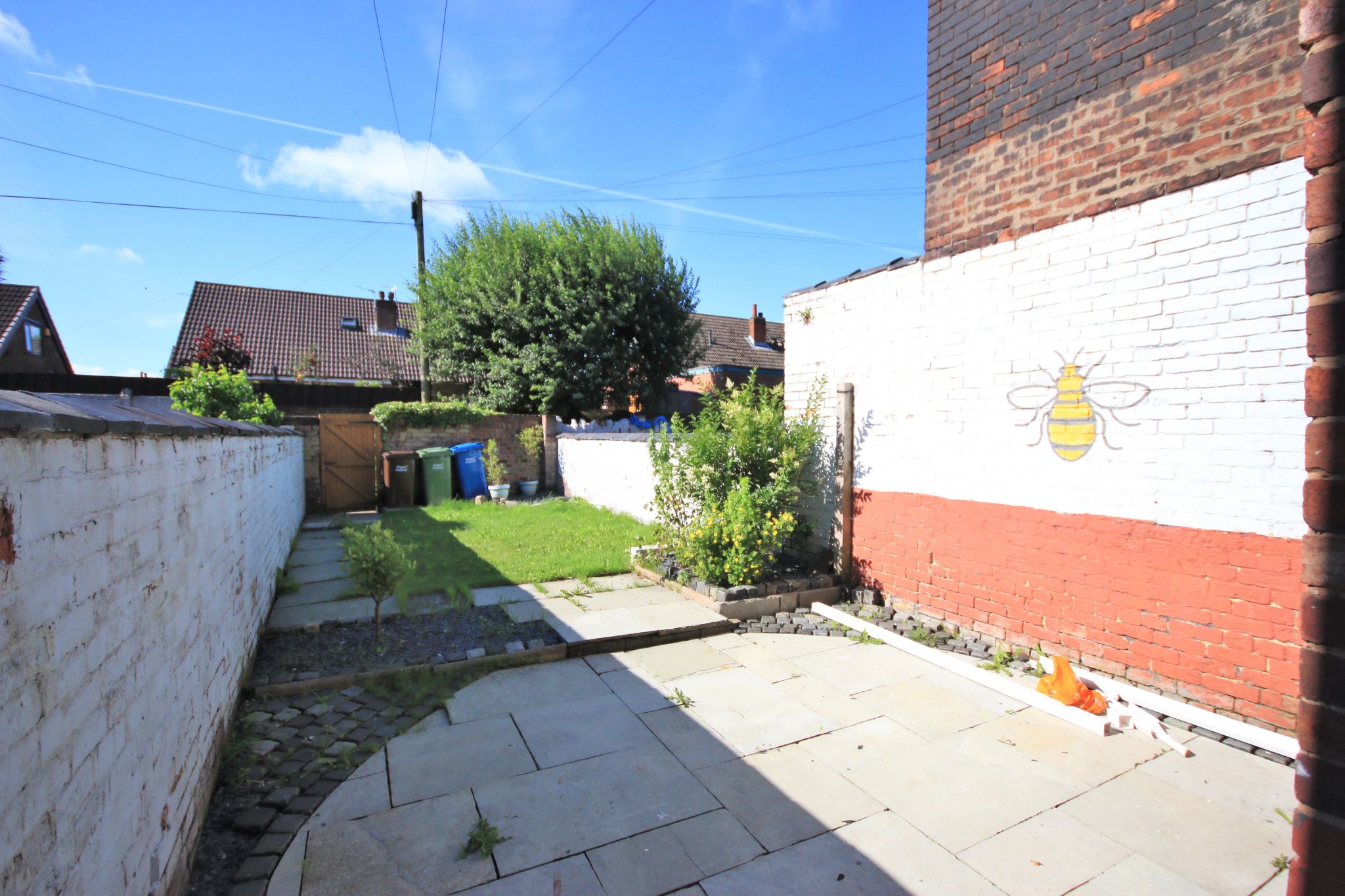 2 bedroom mid terraced house Let in Wigan - Photograph 10.